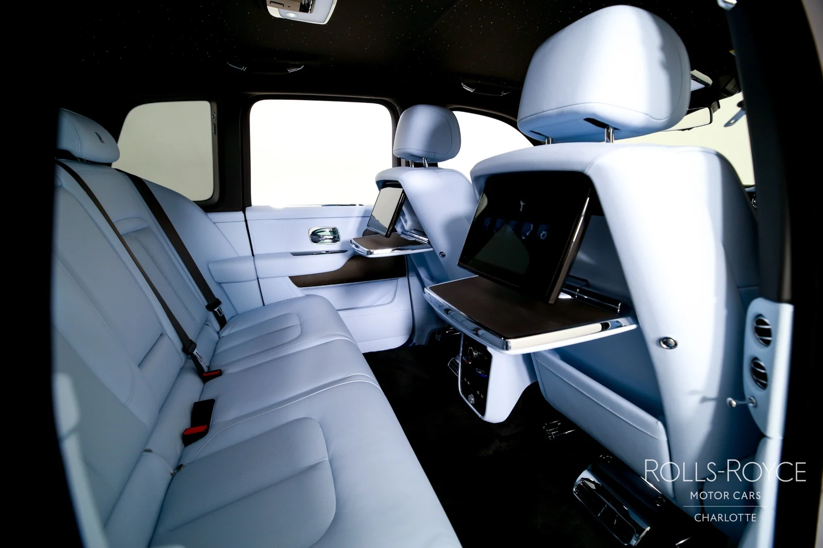2027 Rolls-Royce Cullinan Series II, 18/29