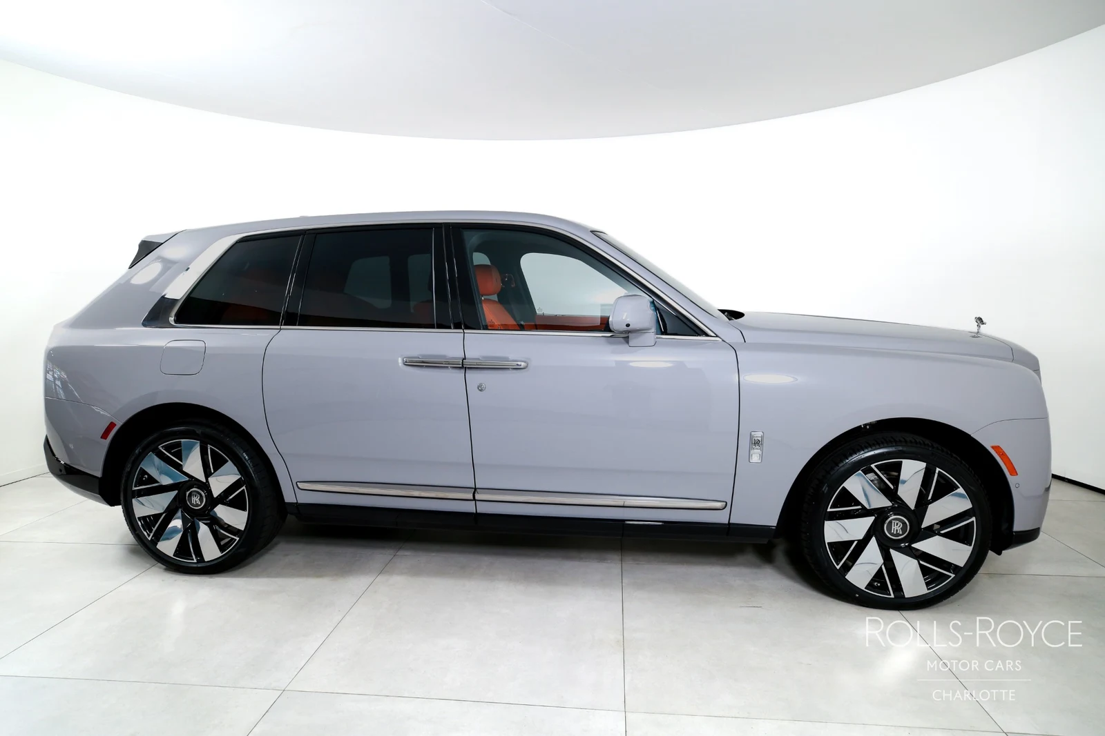 2027 Rolls-Royce Cullinan Series II, 6/29