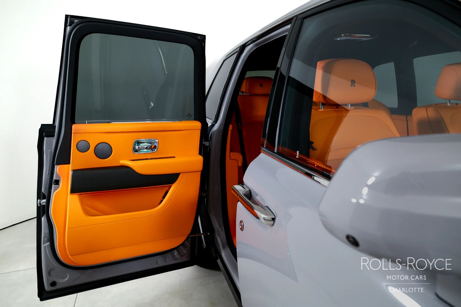 2027 Rolls-Royce Cullinan Series II, 17/29