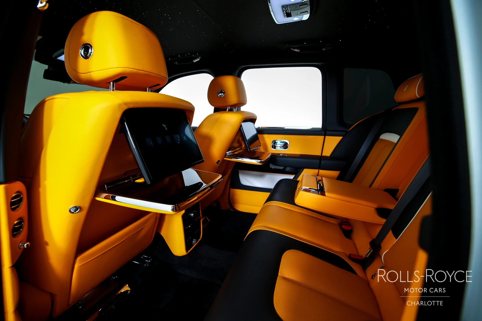 2025 Rolls-Royce Cullinan Series II, 12/29