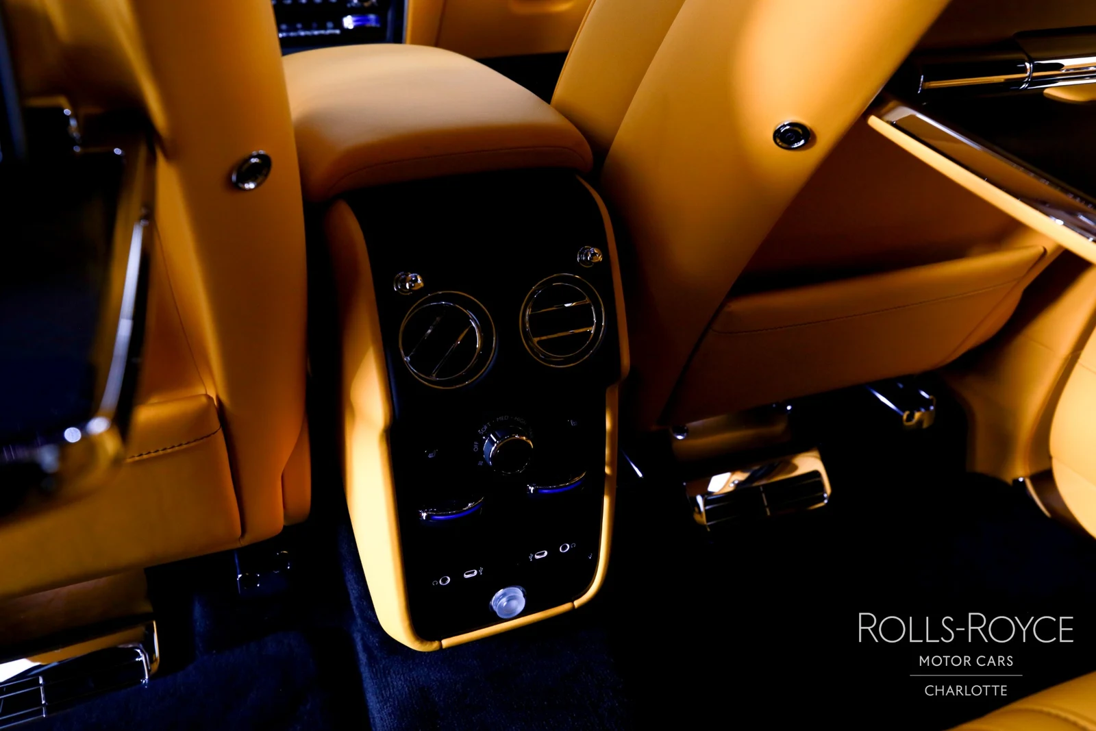 2026 Rolls-Royce Black Badge Cullinan Series II, 13/29