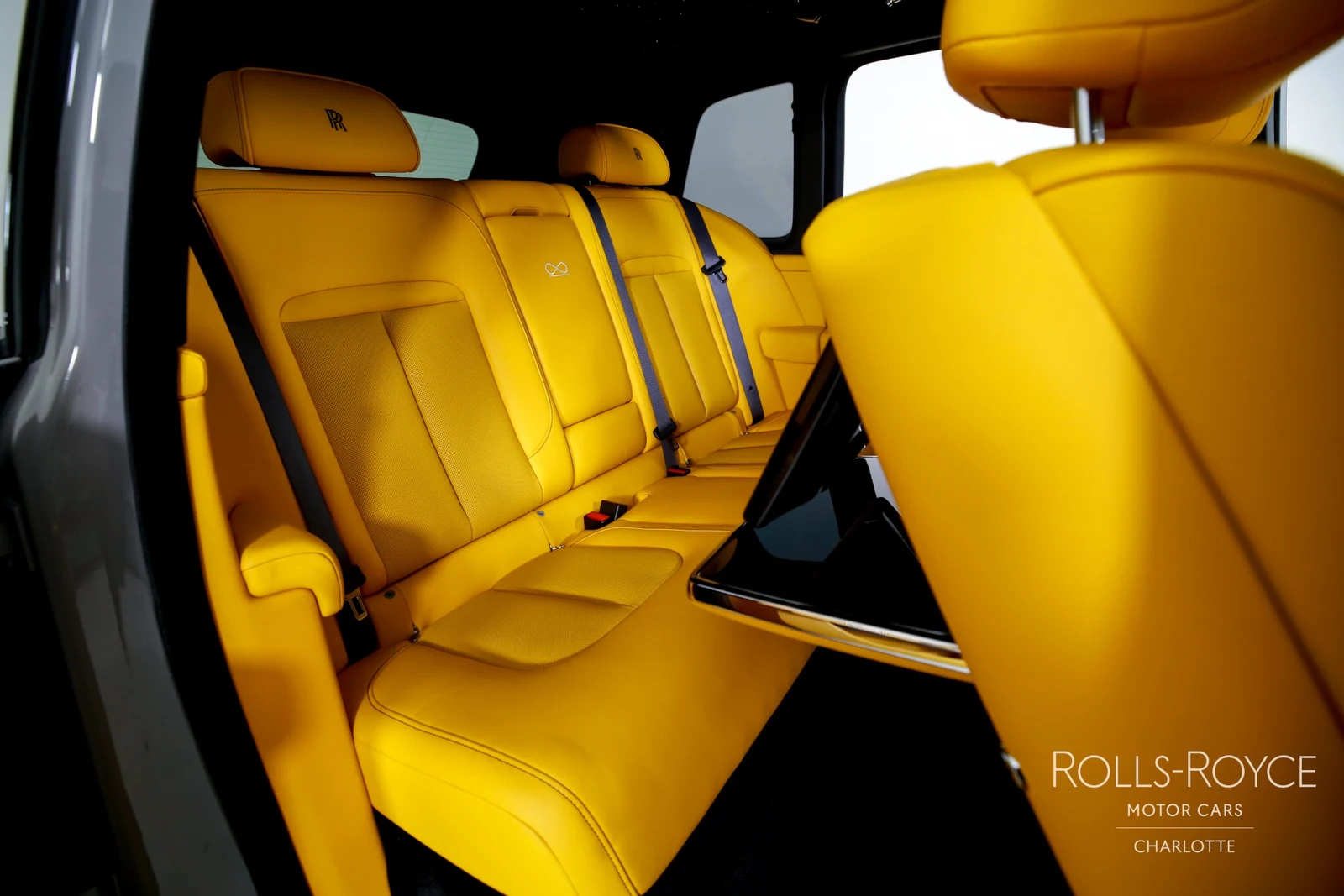 2026 Rolls-Royce Black Badge Cullinan Series II, 18/29