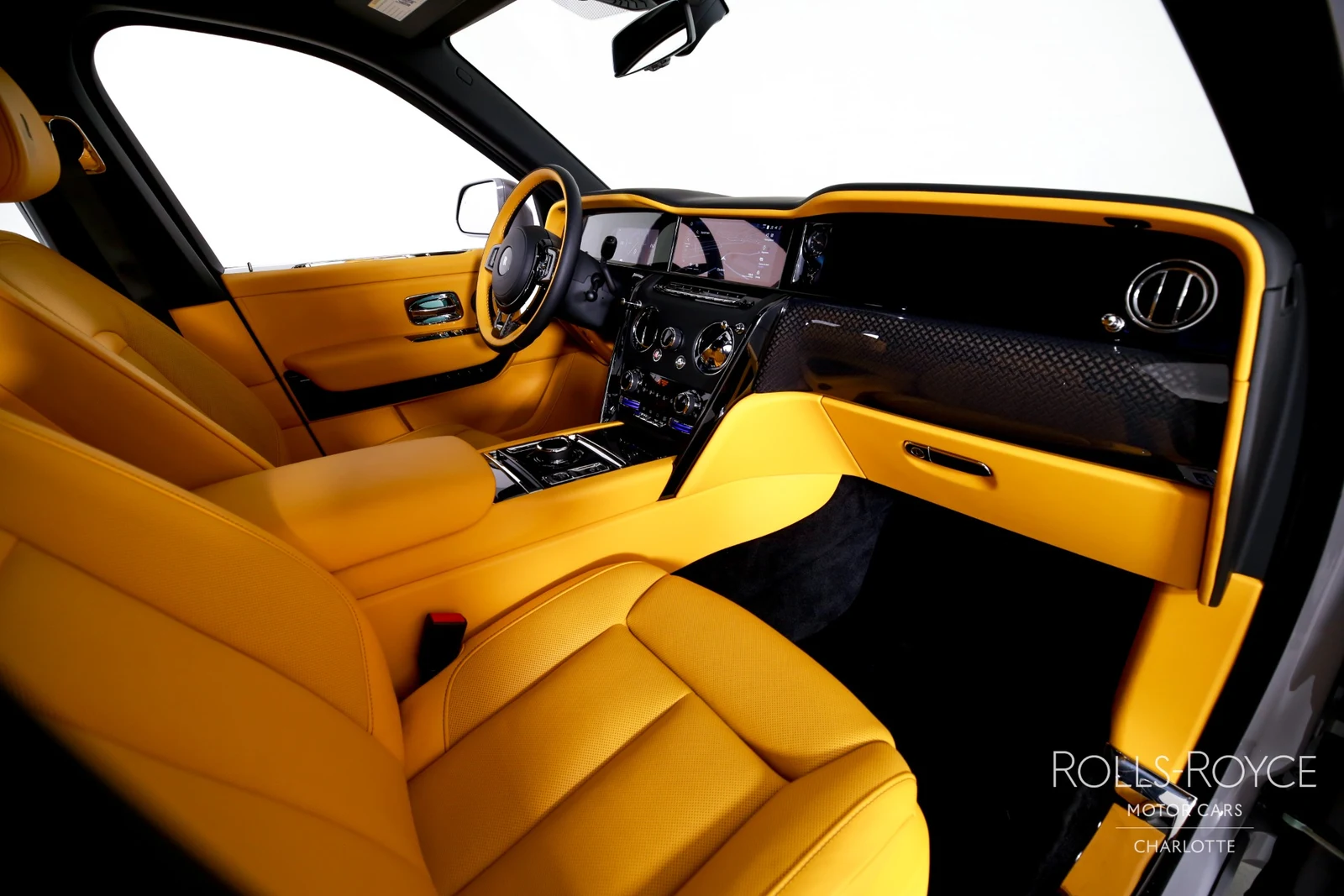 2026 Rolls-Royce Black Badge Cullinan Series II, 22/29