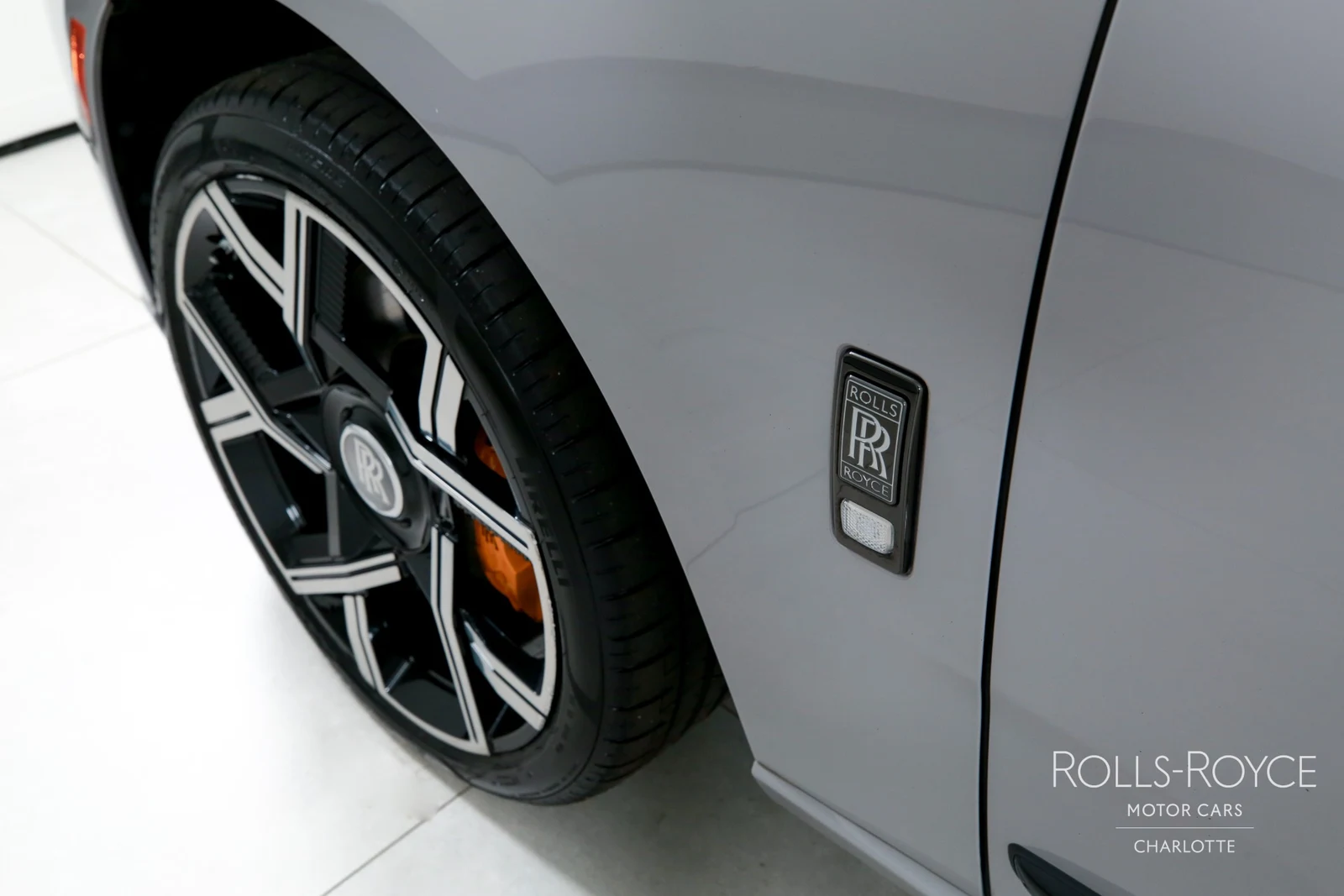 2026 Rolls-Royce Black Badge Cullinan Series II, 28/29