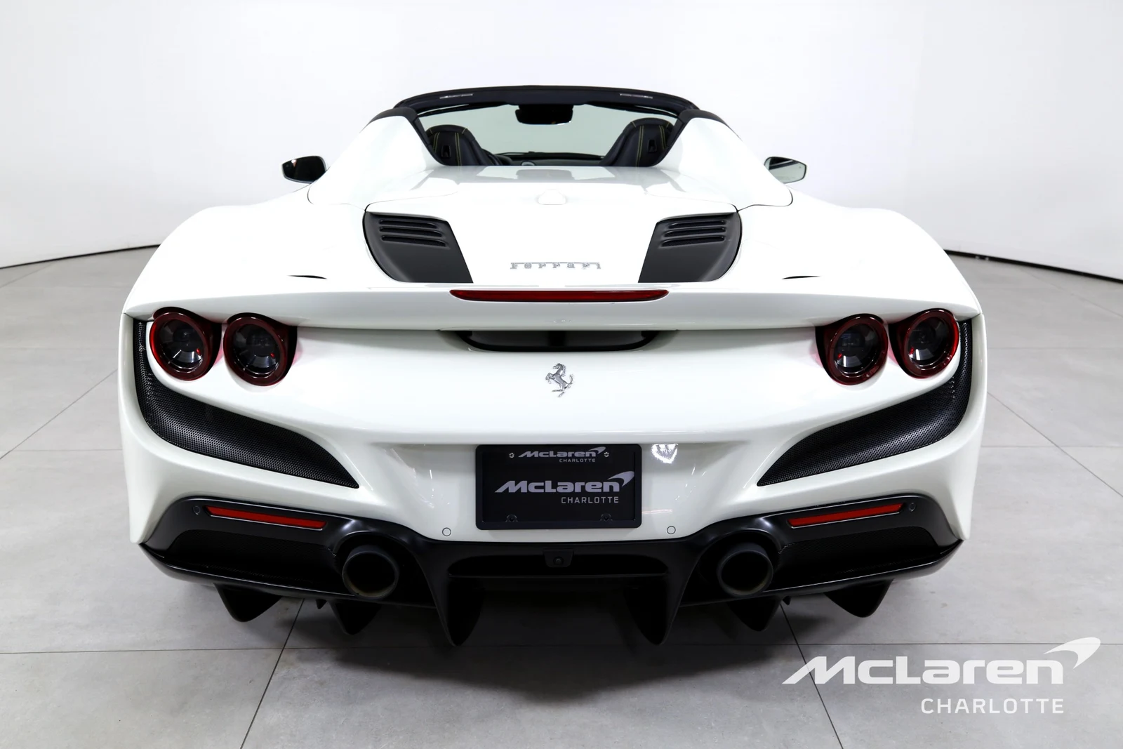 2021 Ferrari F8 Spider, 5/29