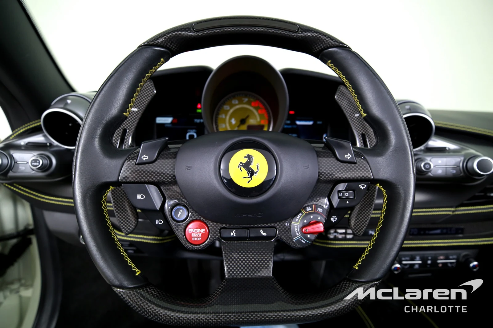 2021 Ferrari F8 Spider, 12/29