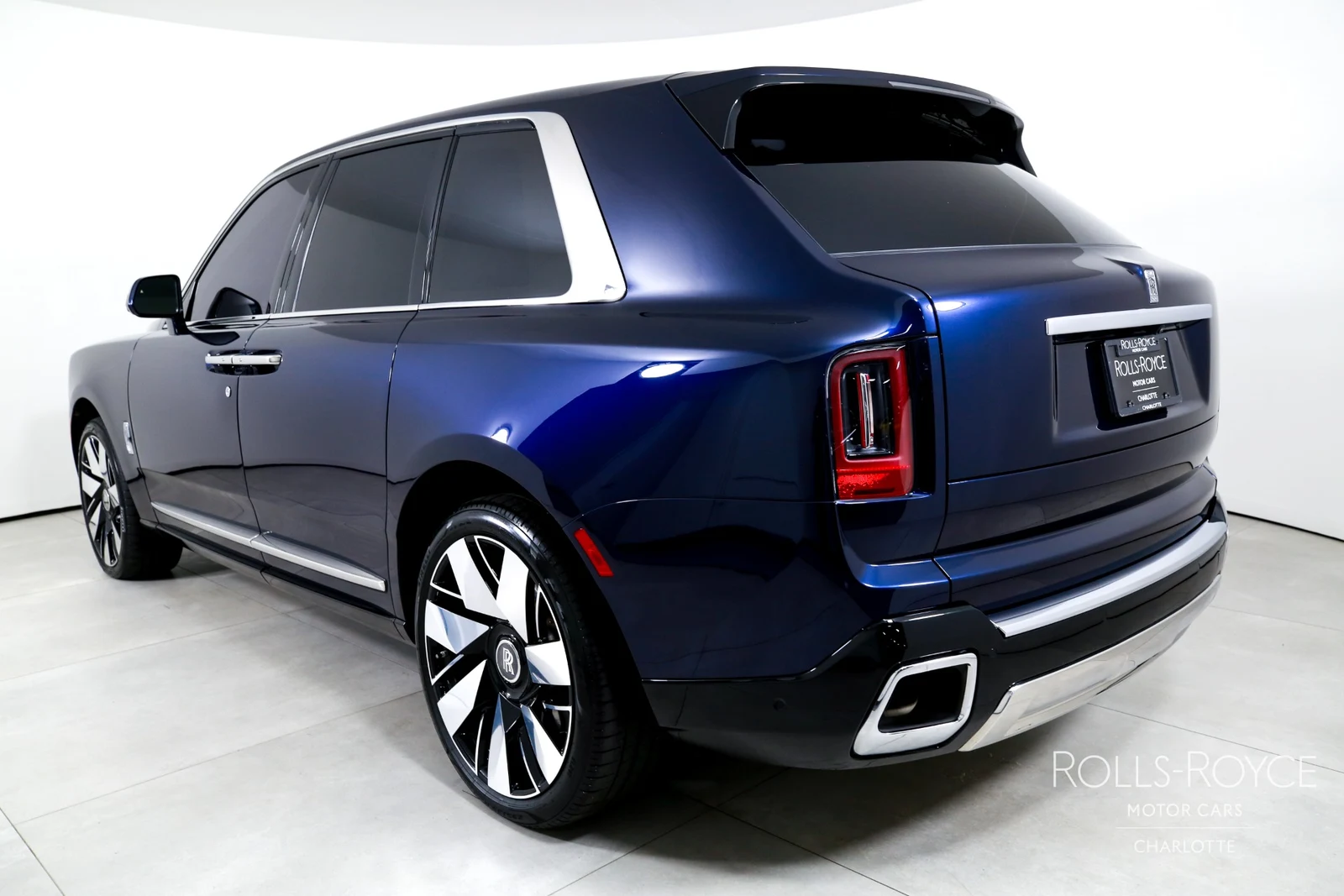 2025 Rolls-Royce Cullinan Series II, 4/29