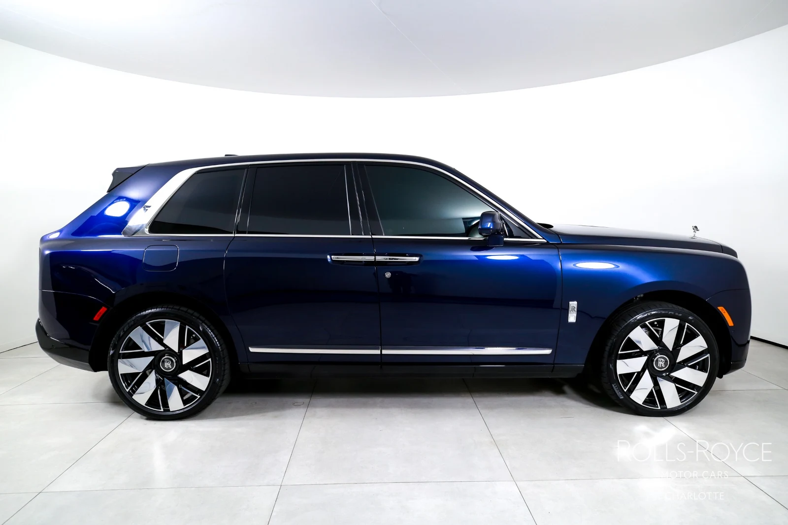 2025 Rolls-Royce Cullinan Series II, 5/29