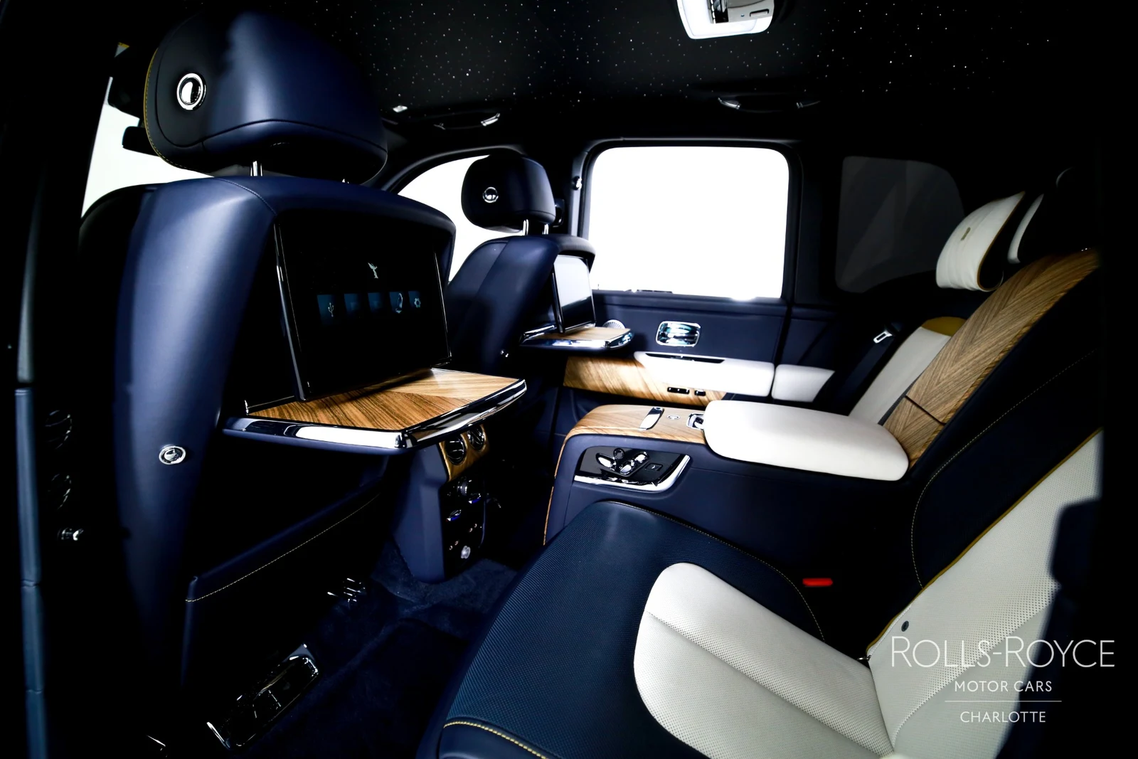 2025 Rolls-Royce Cullinan Series II, 11/29