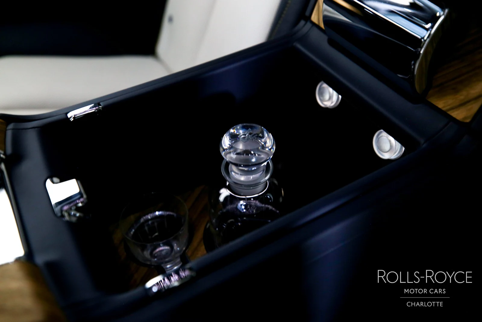 2025 Rolls-Royce Cullinan Series II, 12/29