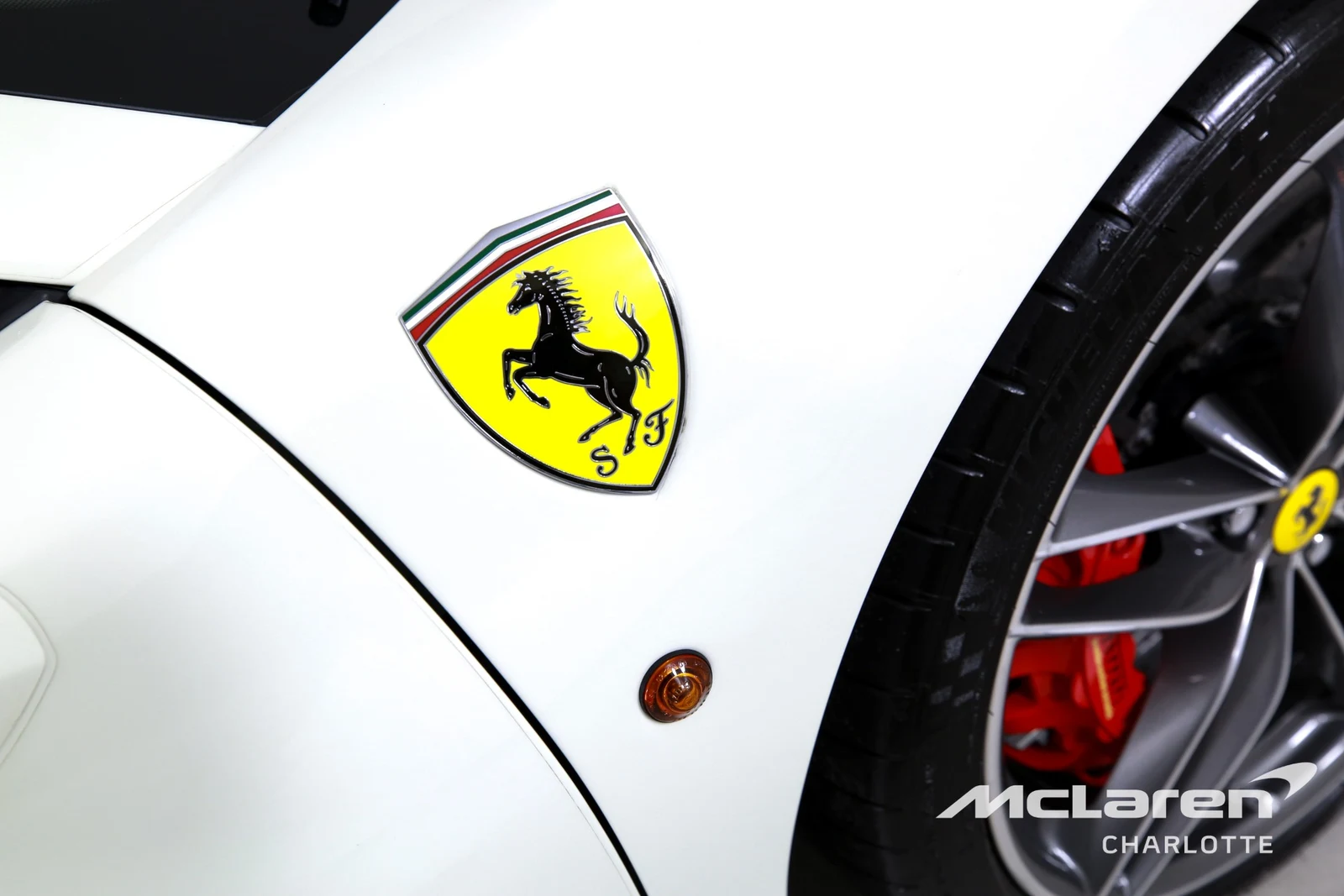 2019 Ferrari 488 Spider, 28/29