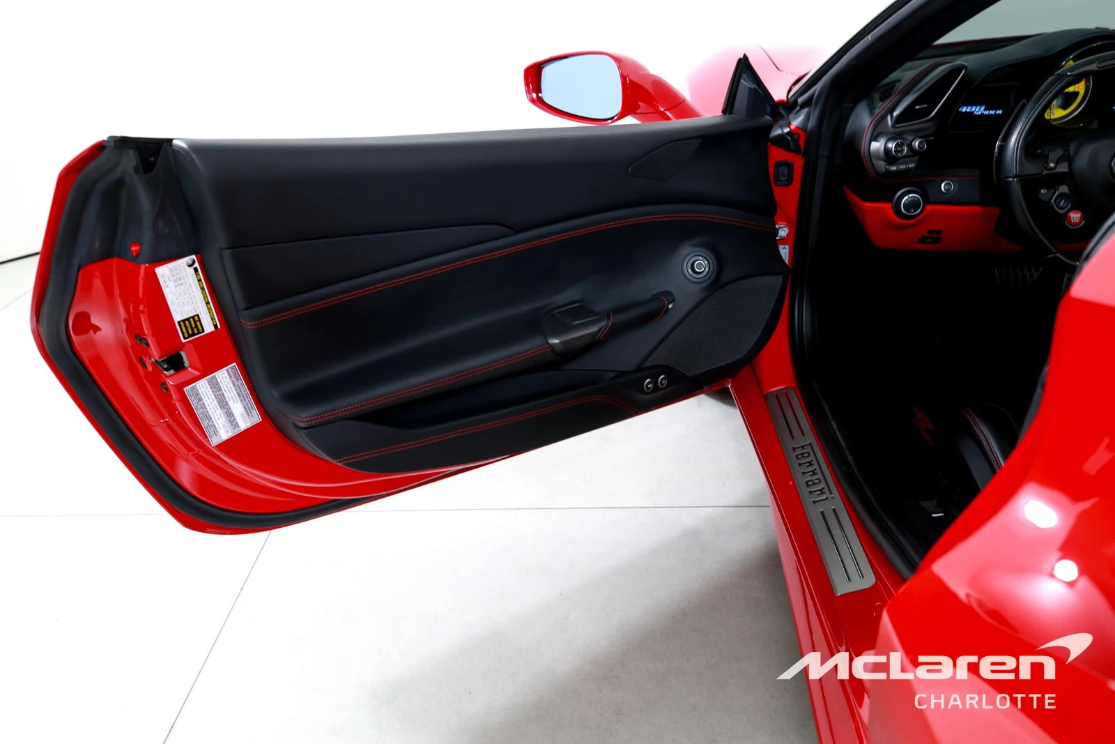 2018 Ferrari 488 Spider, 10/30
