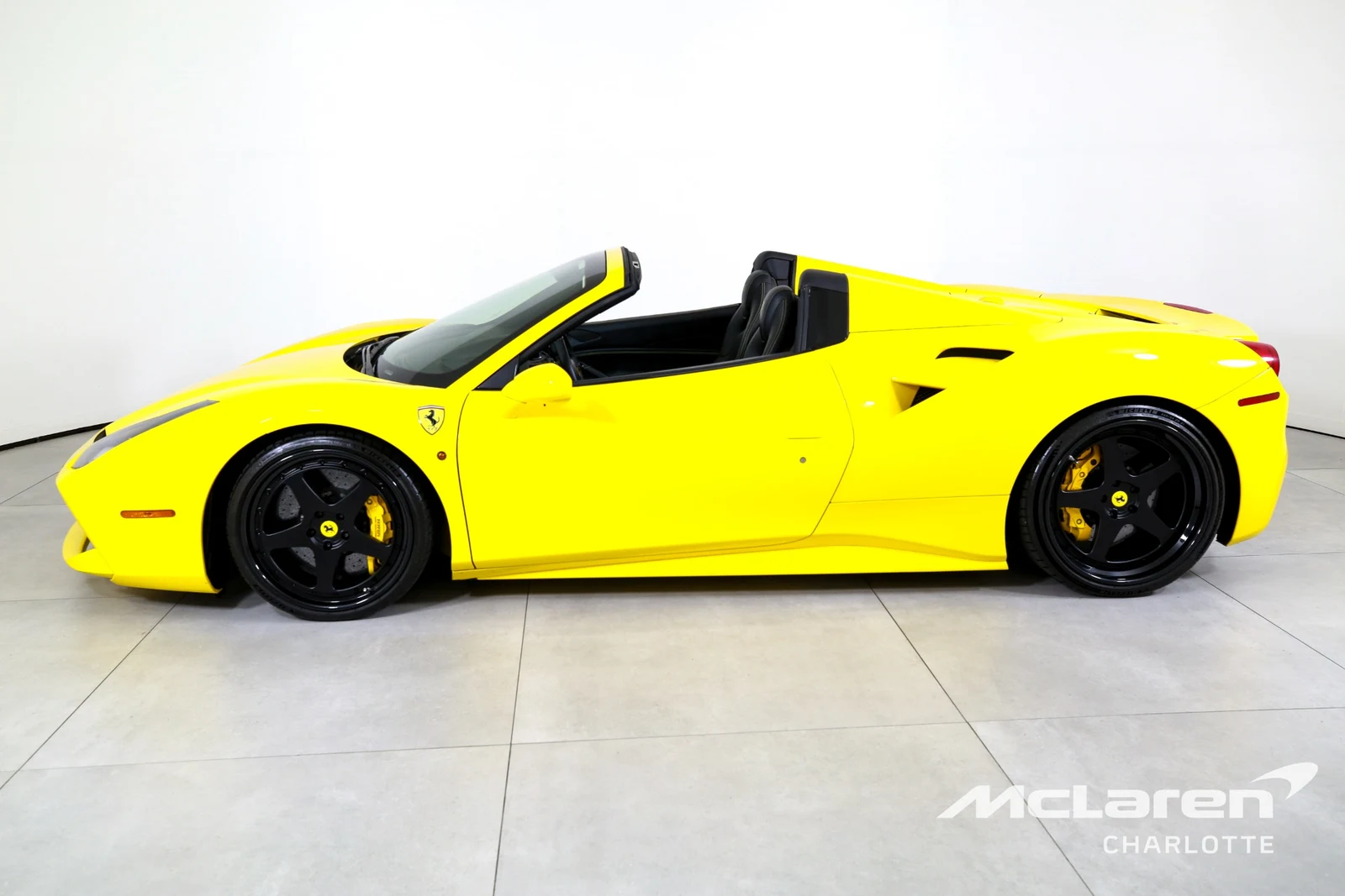 2017 Ferrari 488 Spider, 4/30