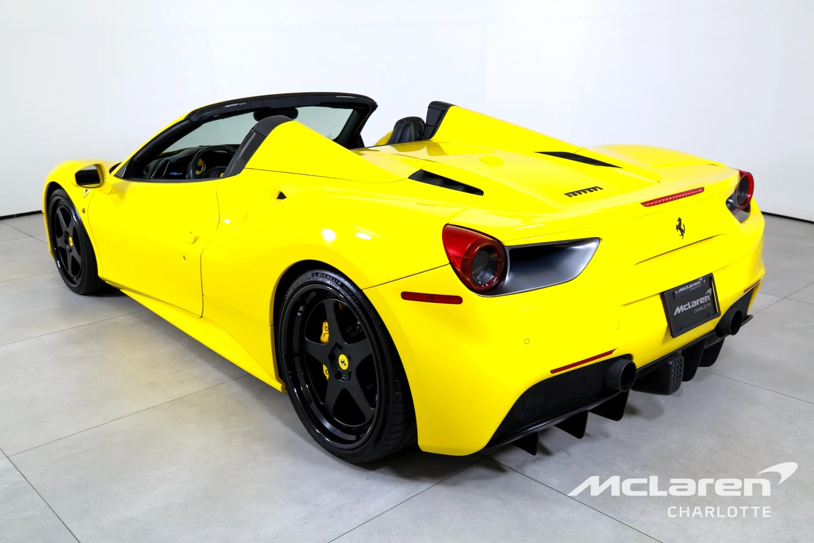 2017 Ferrari 488 Spider, 5/30