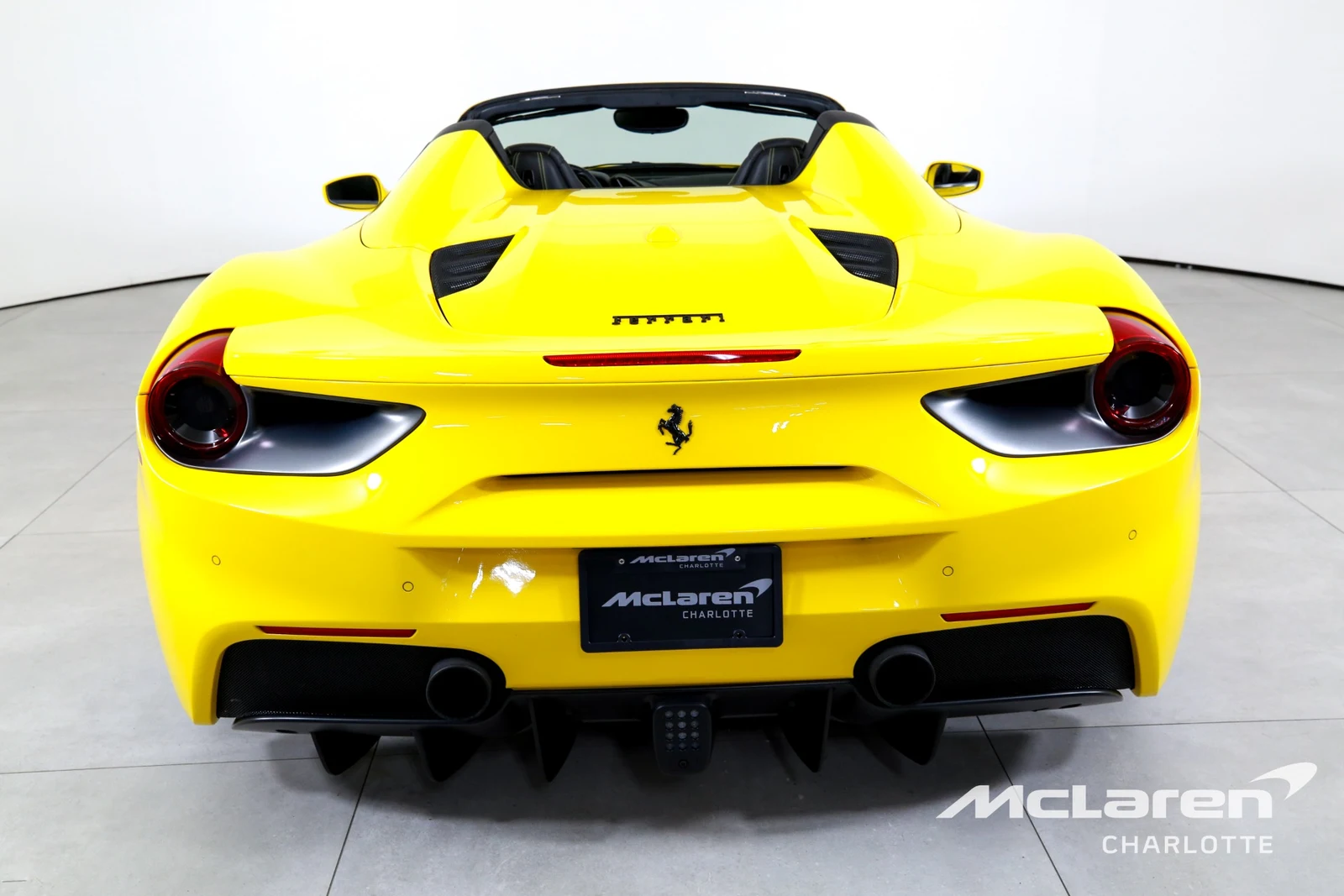 2017 Ferrari 488 Spider, 6/30