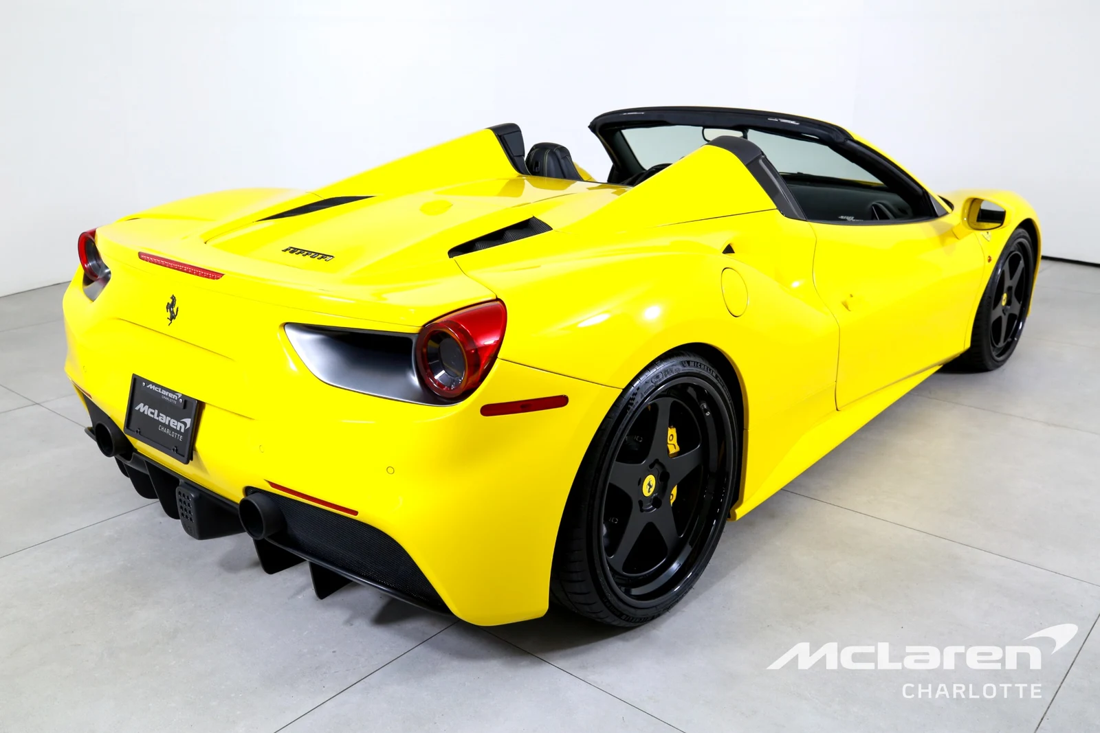 2017 Ferrari 488 Spider, 7/30