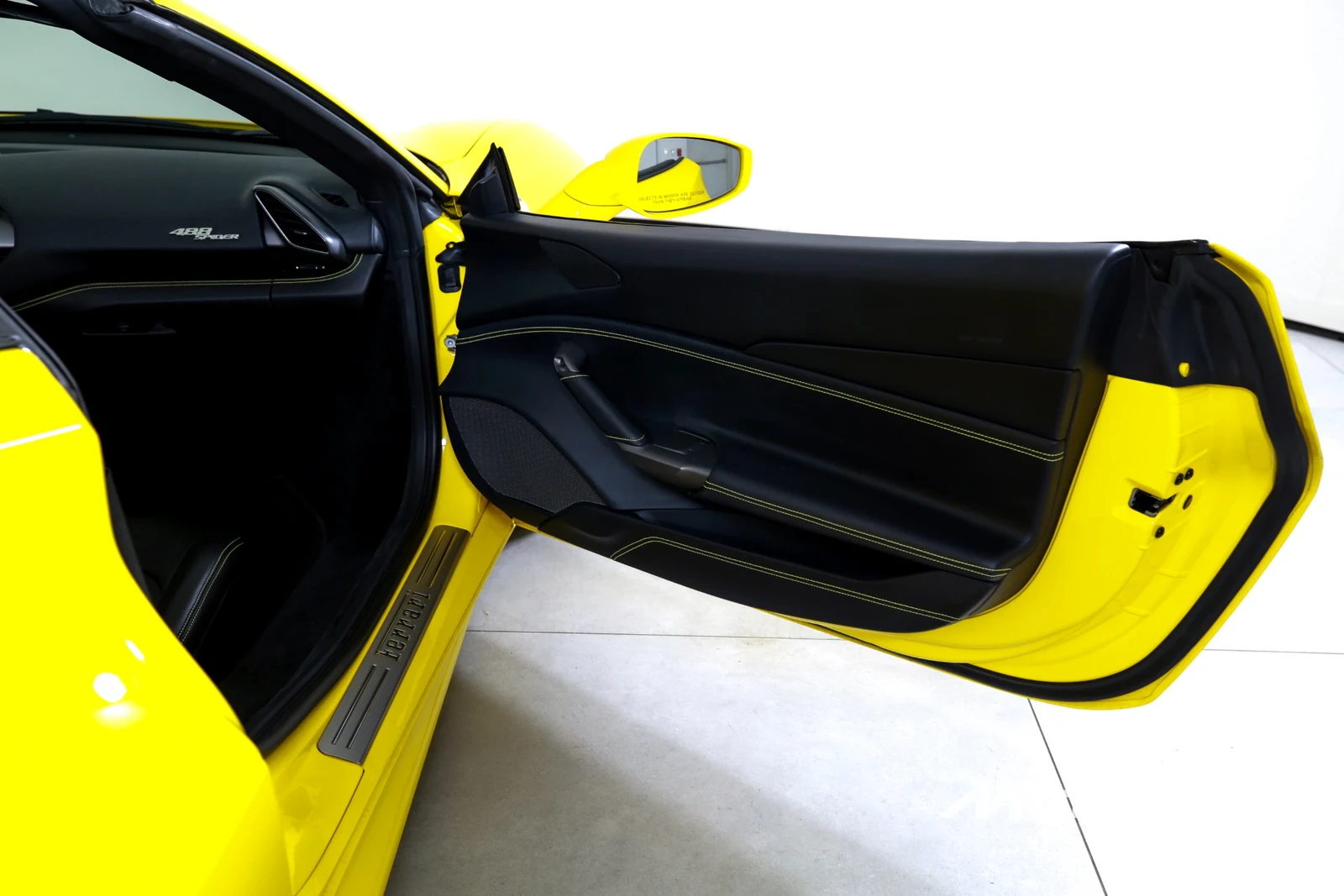 2017 Ferrari 488 Spider, 17/30