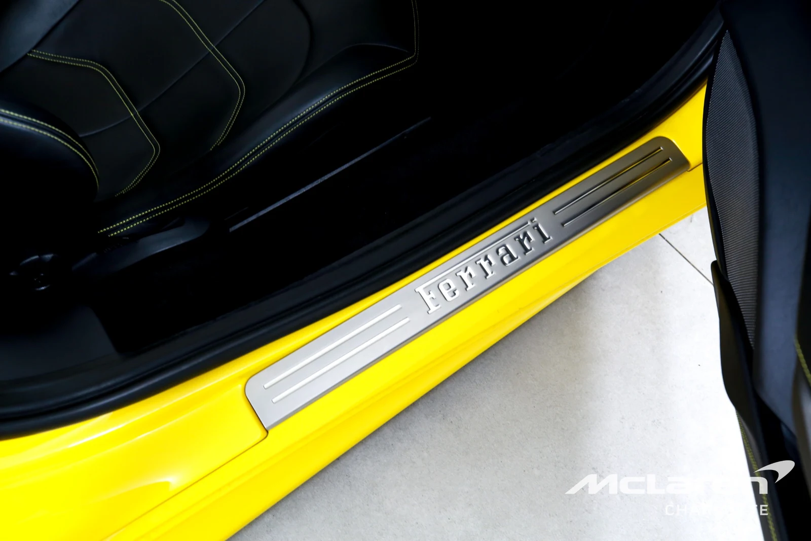 2017 Ferrari 488 Spider, 19/30