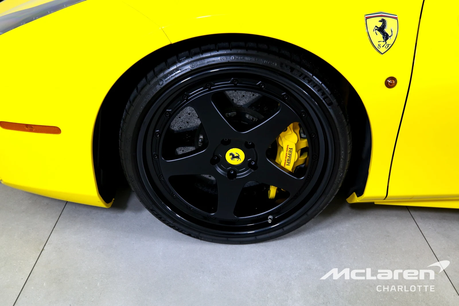 2017 Ferrari 488 Spider, 26/30