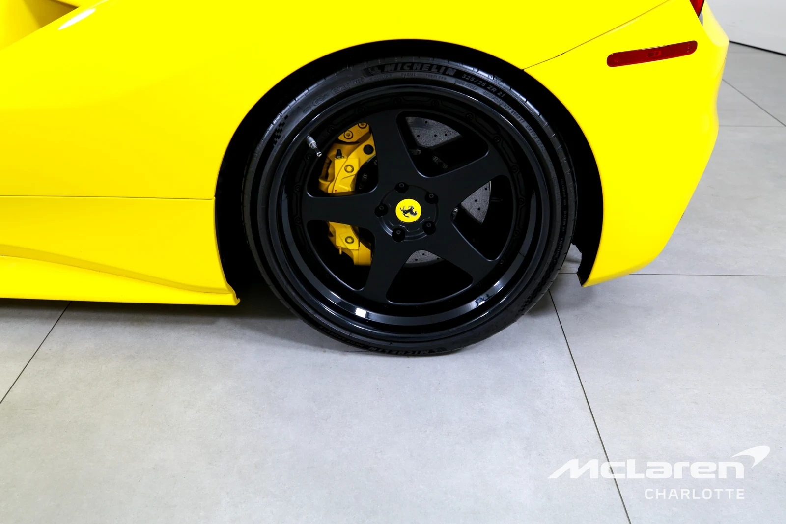 2017 Ferrari 488 Spider, 27/30