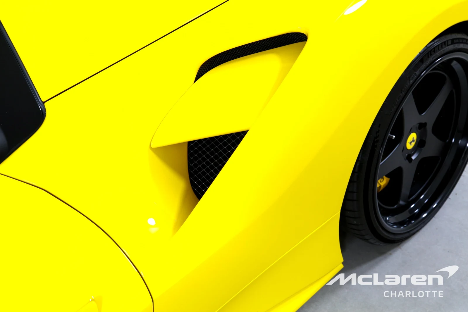 2017 Ferrari 488 Spider, 29/30