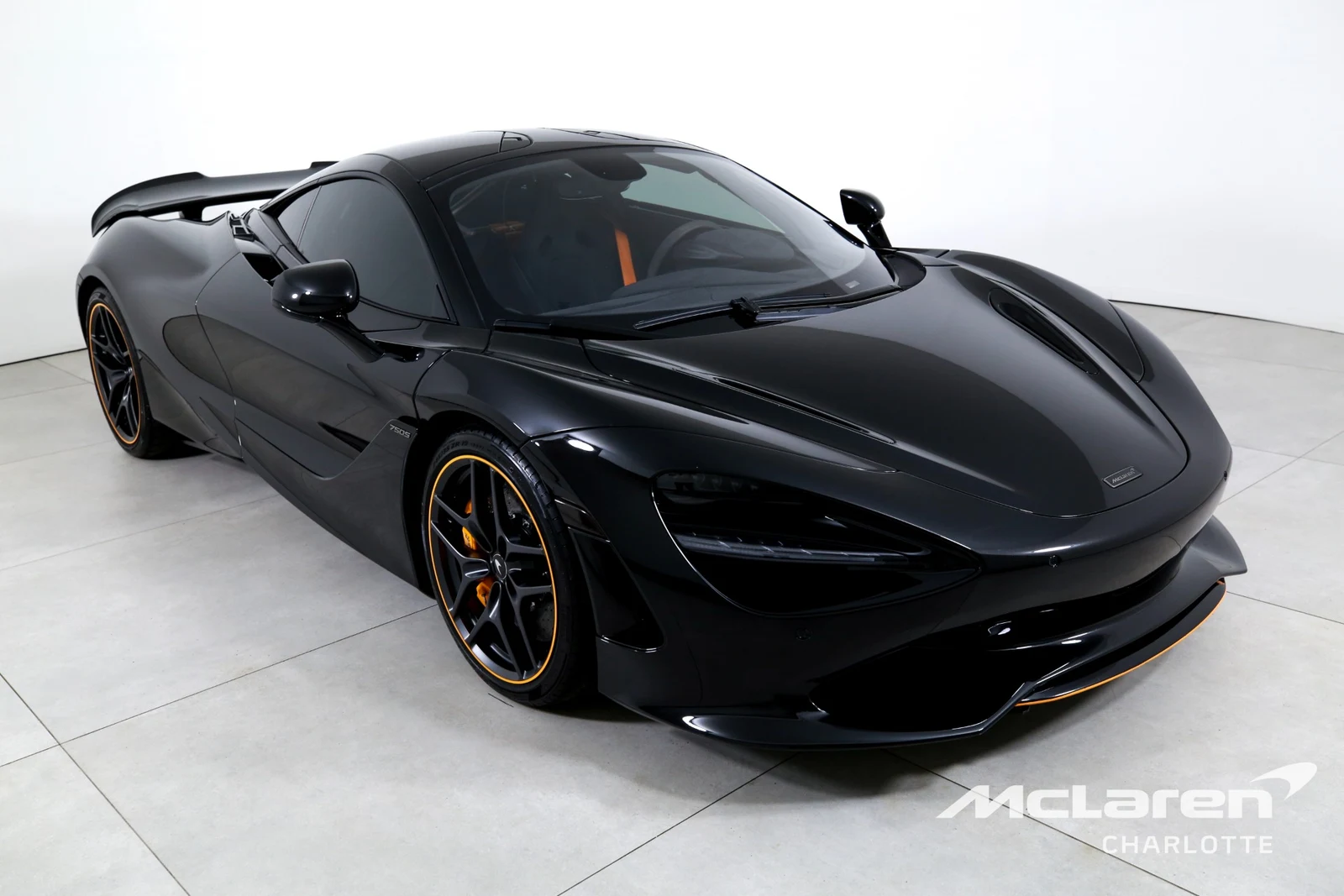 2024 McLaren 750S, 2/28