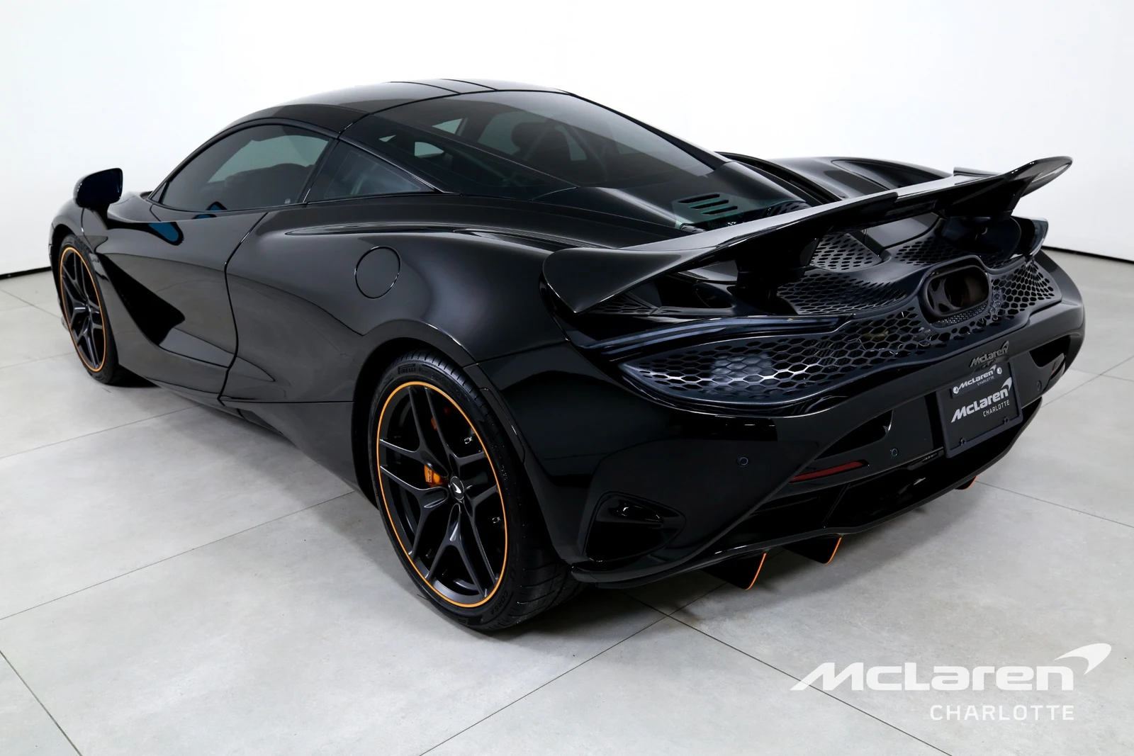 2024 McLaren 750S, 6/28