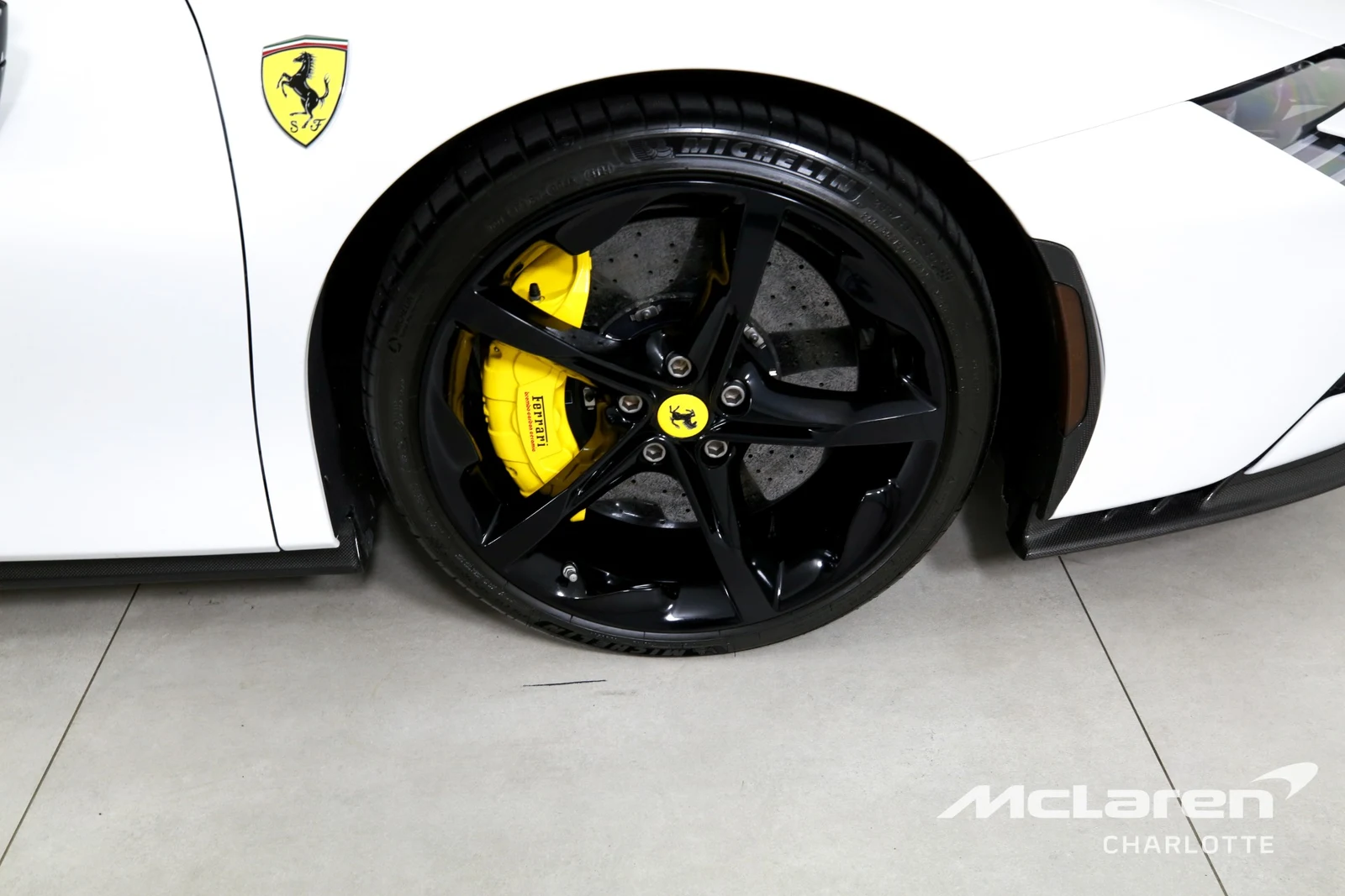 2022 Ferrari SF90 Stradale, 24/29