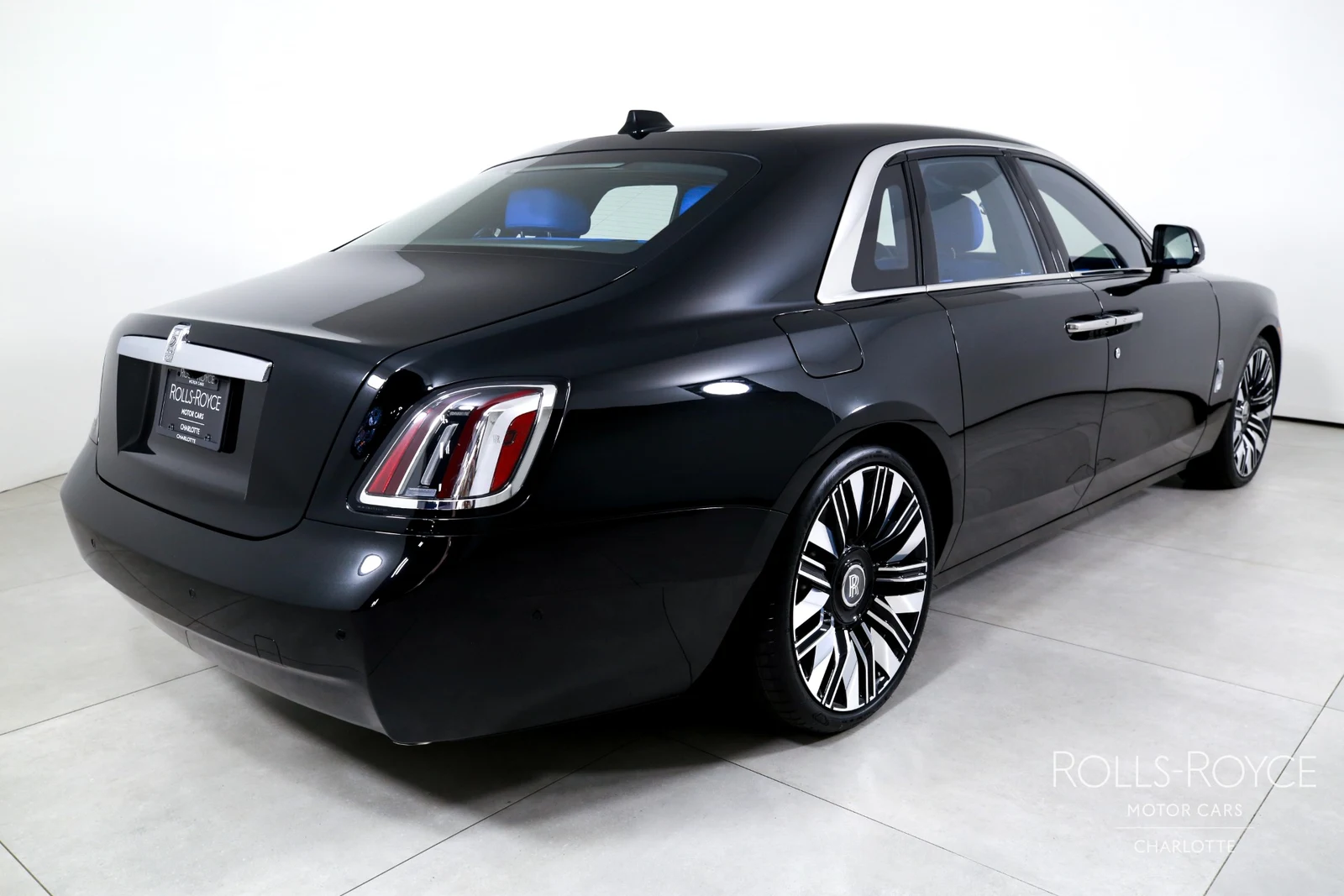 2027 Rolls-Royce Ghost Series II, 2/29