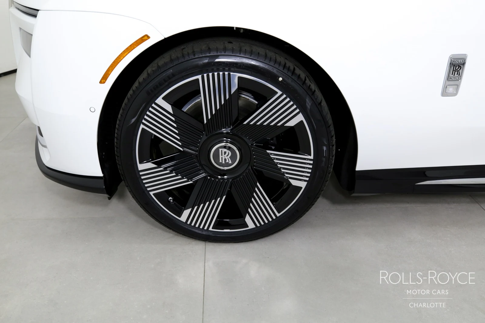 2024 Rolls-Royce Spectre, 26/29