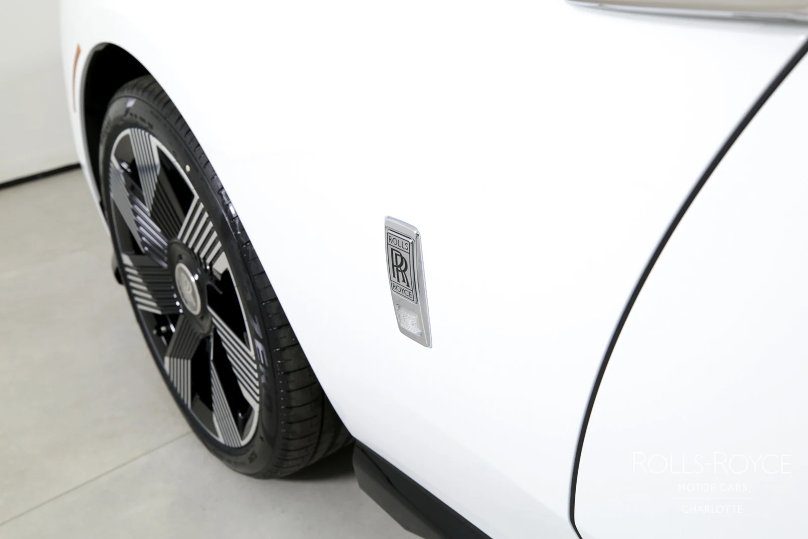 2024 Rolls-Royce Spectre, 28/29