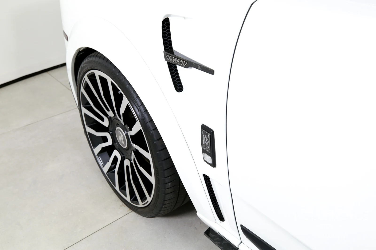 2024 Mansory Cullinan, 28/29