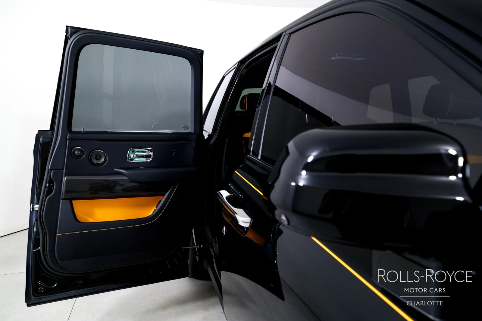 2024 Rolls-Royce Black Badge Cullinan, 17/29