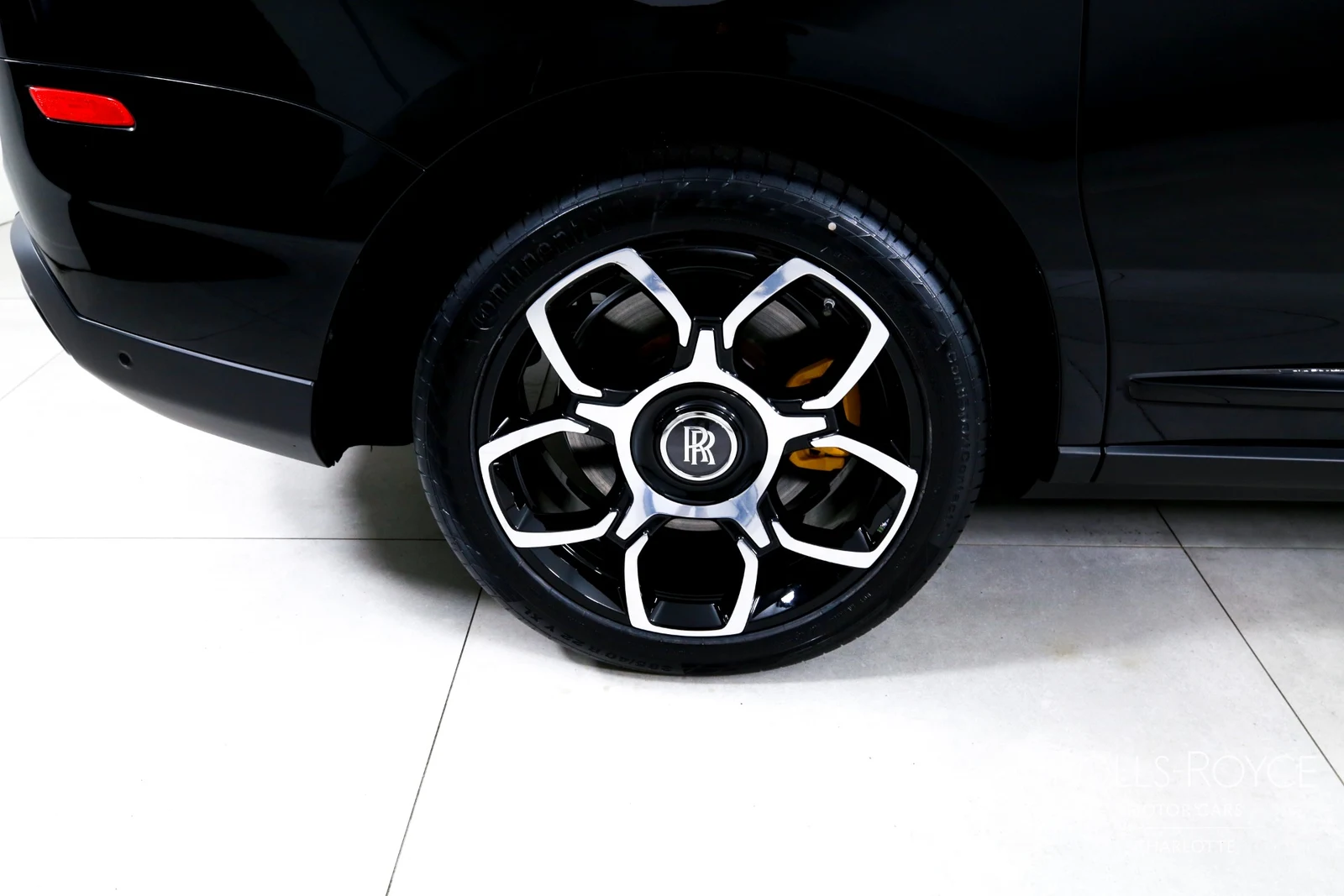 2024 Rolls-Royce Black Badge Cullinan, 24/29