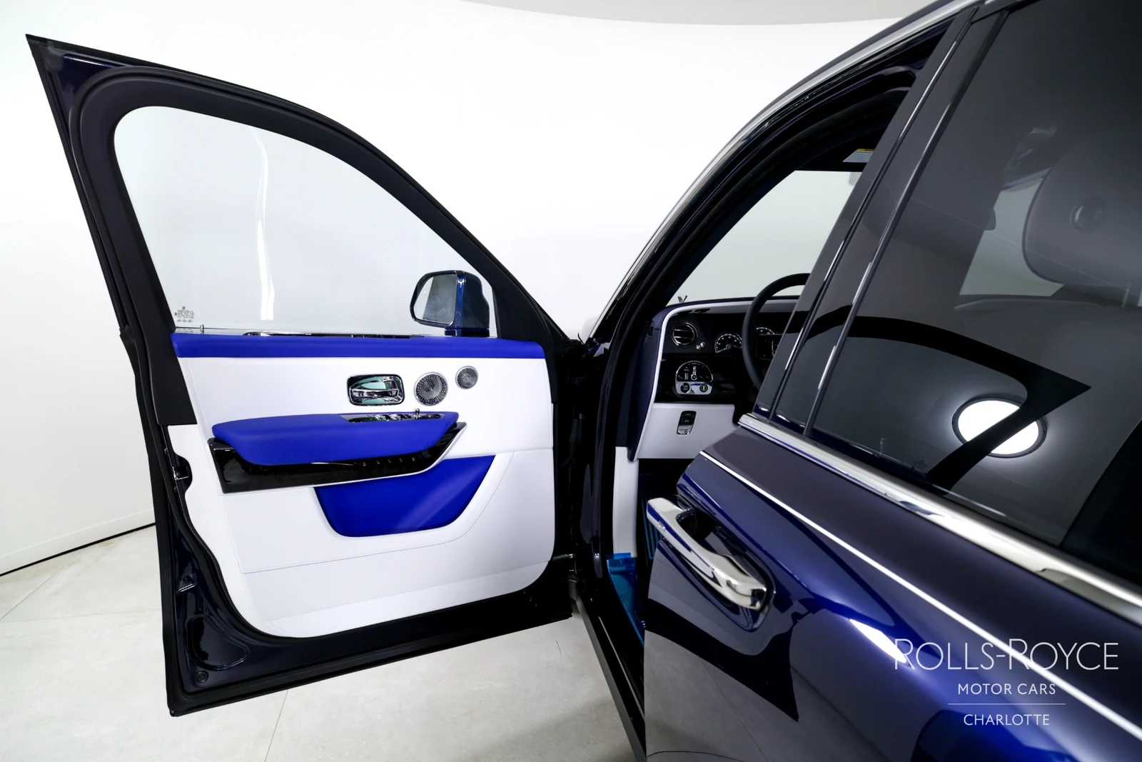 2024 Rolls-Royce Cullinan, 6/29