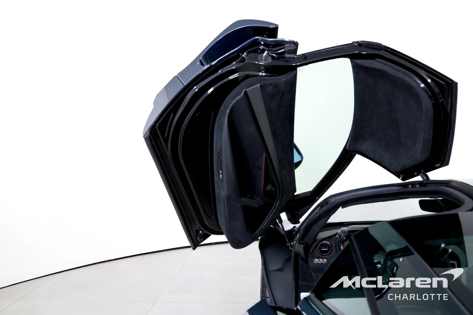 2025 McLaren 750S, 10/29
