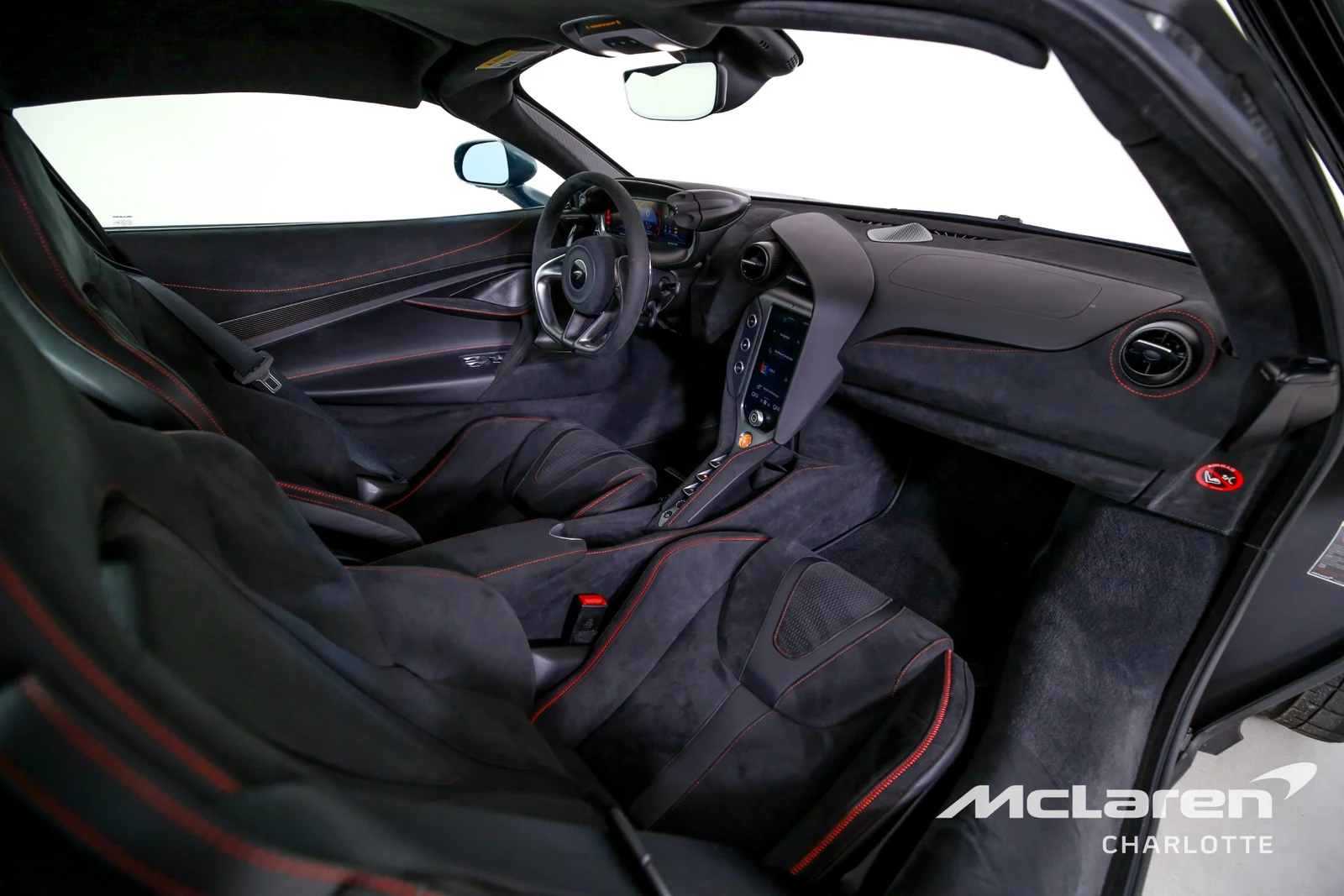 2025 McLaren 750S, 18/29