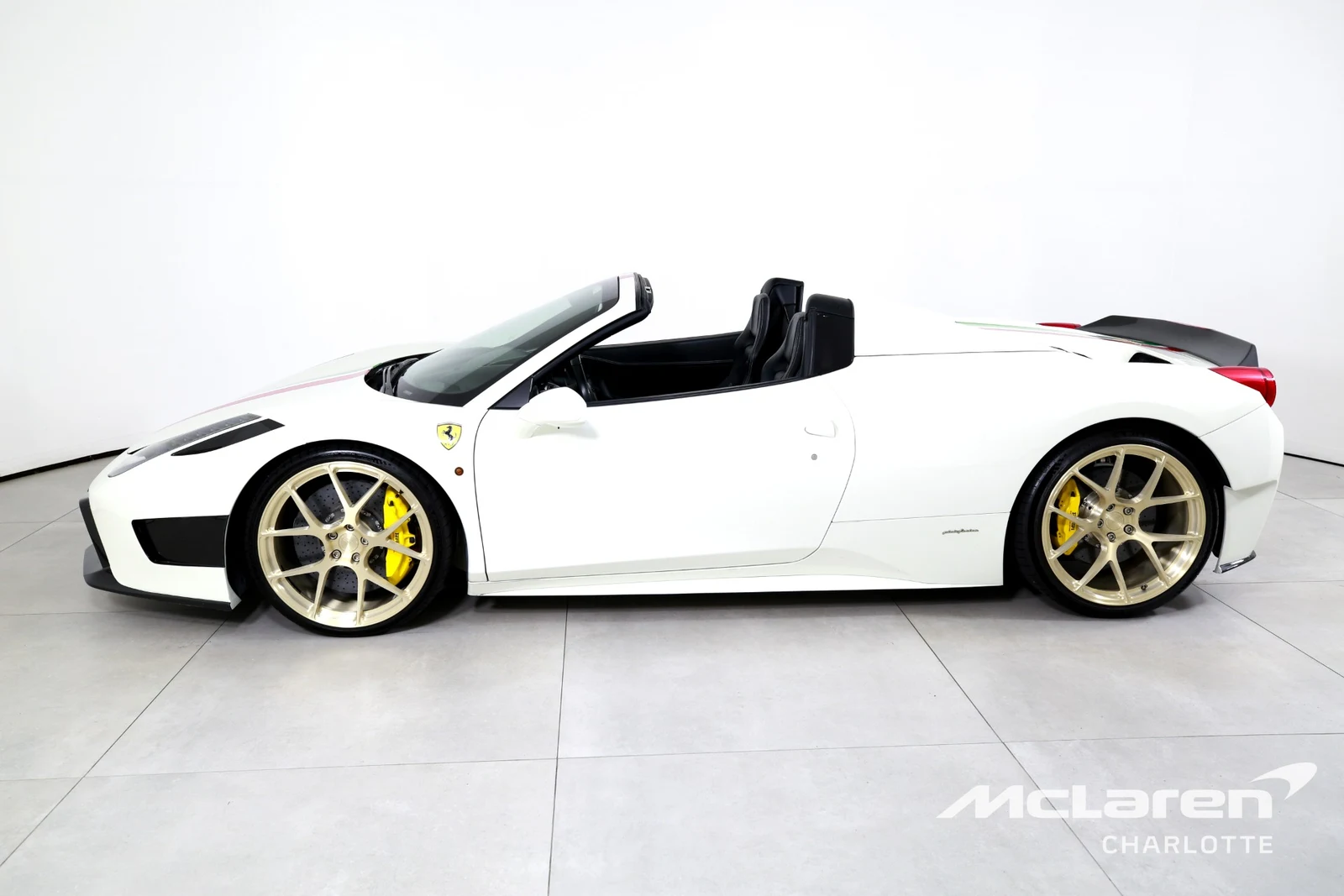 2014 Ferrari 458 Spider, 3/29