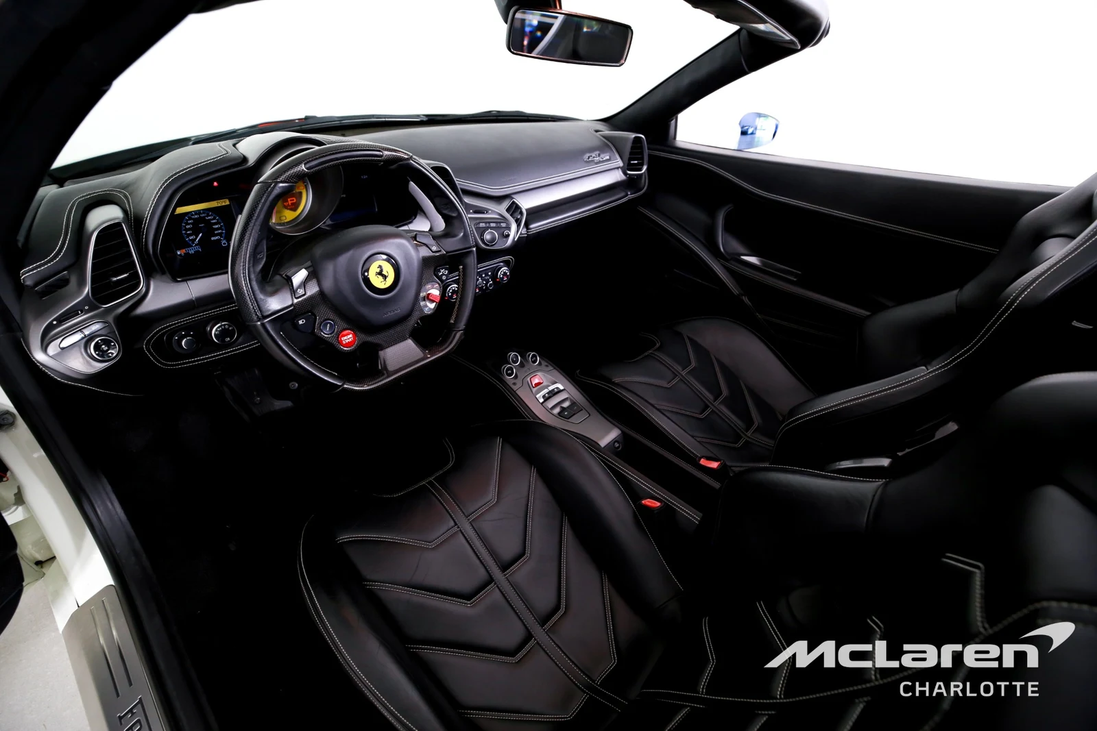 2014 Ferrari 458 Spider, 10/29