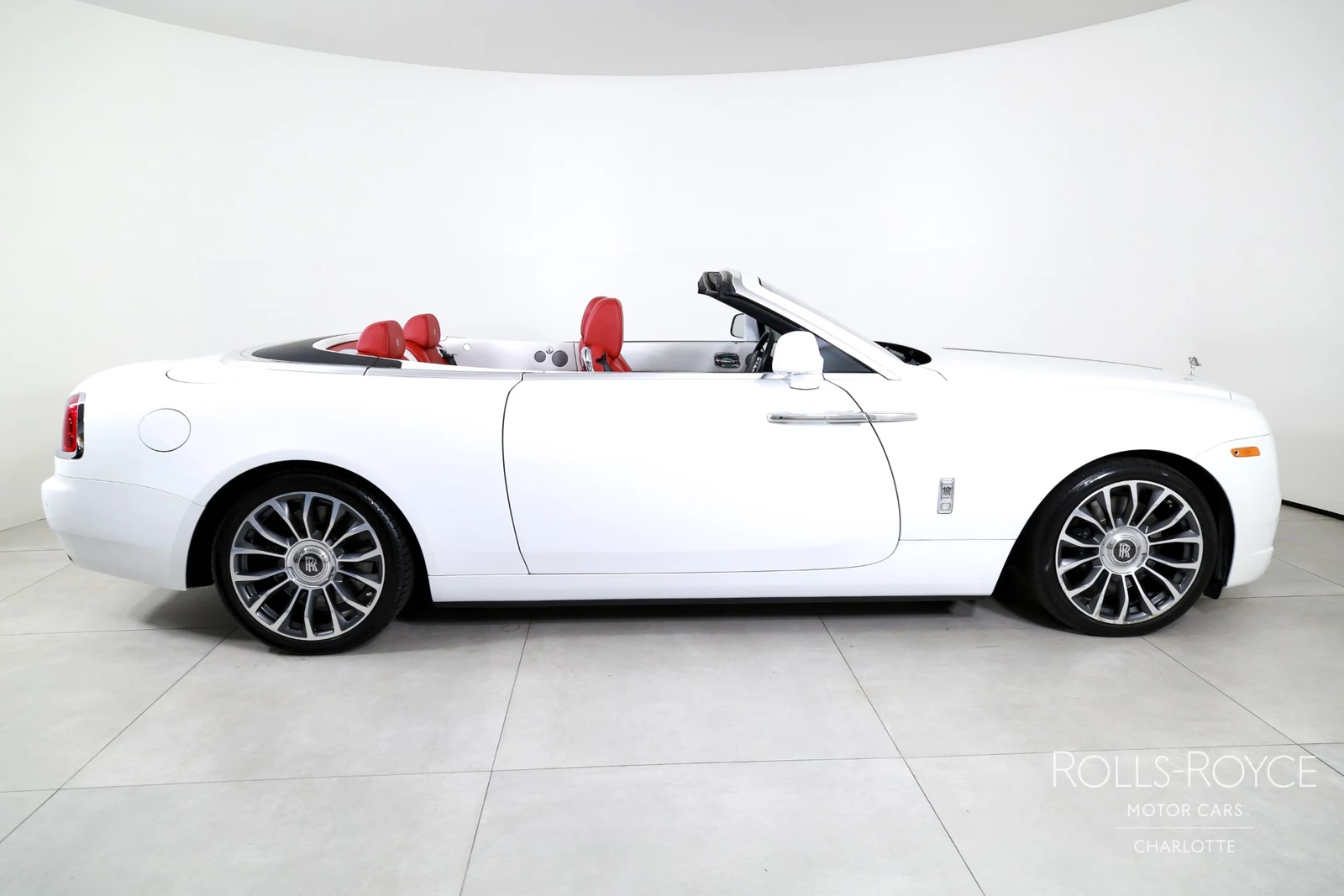 2020 Rolls-Royce Dawn, 9/29