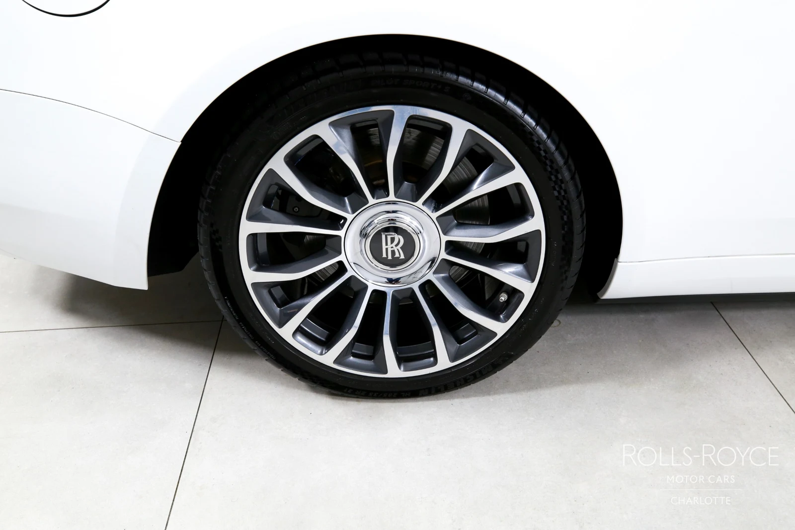 2020 Rolls-Royce Dawn, 24/29