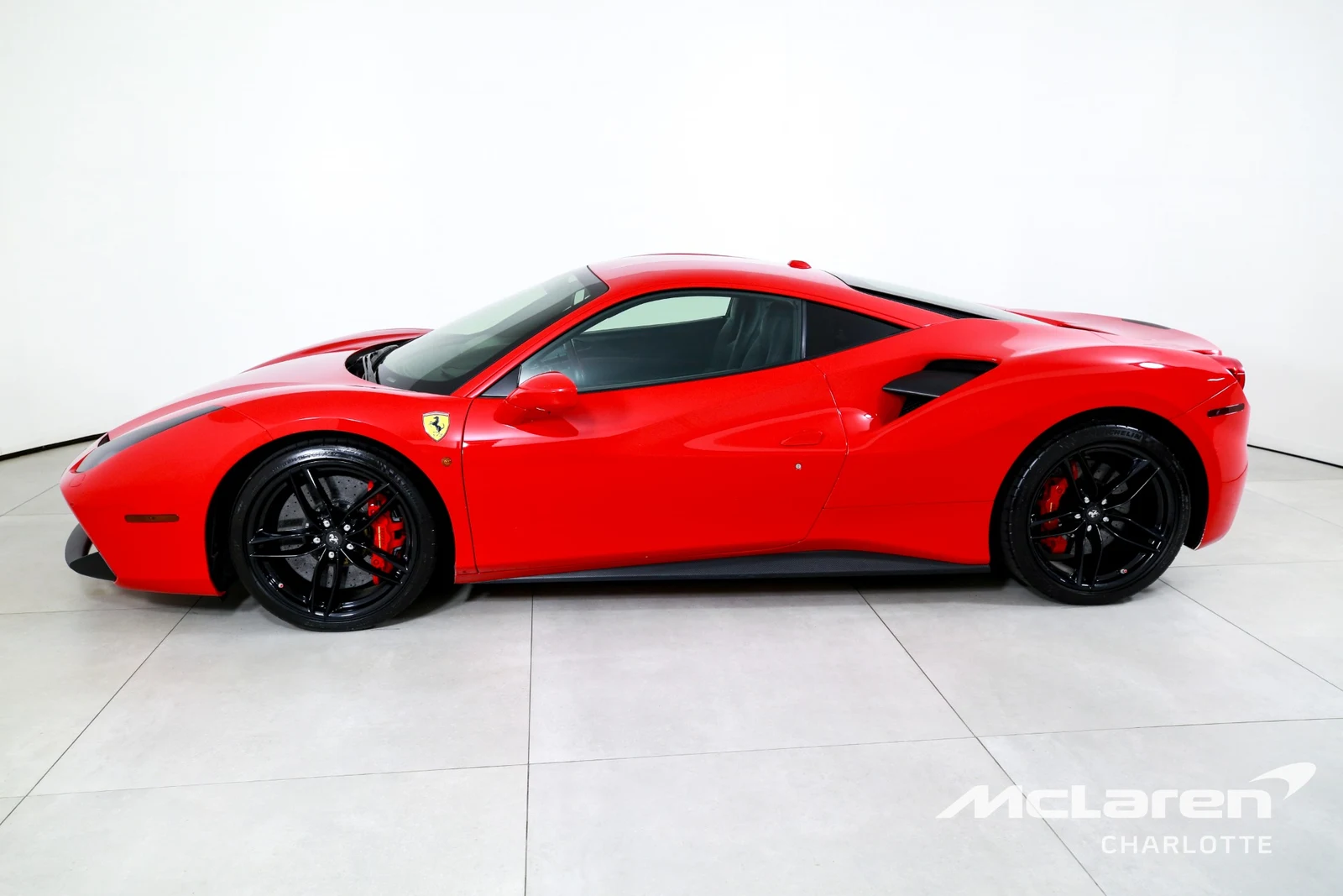 2017 Ferrari 488 GTB, 4/30