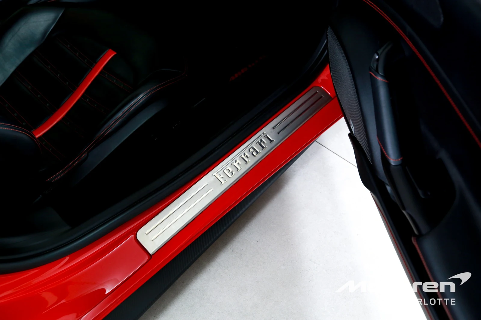 2017 Ferrari 488 GTB, 20/30