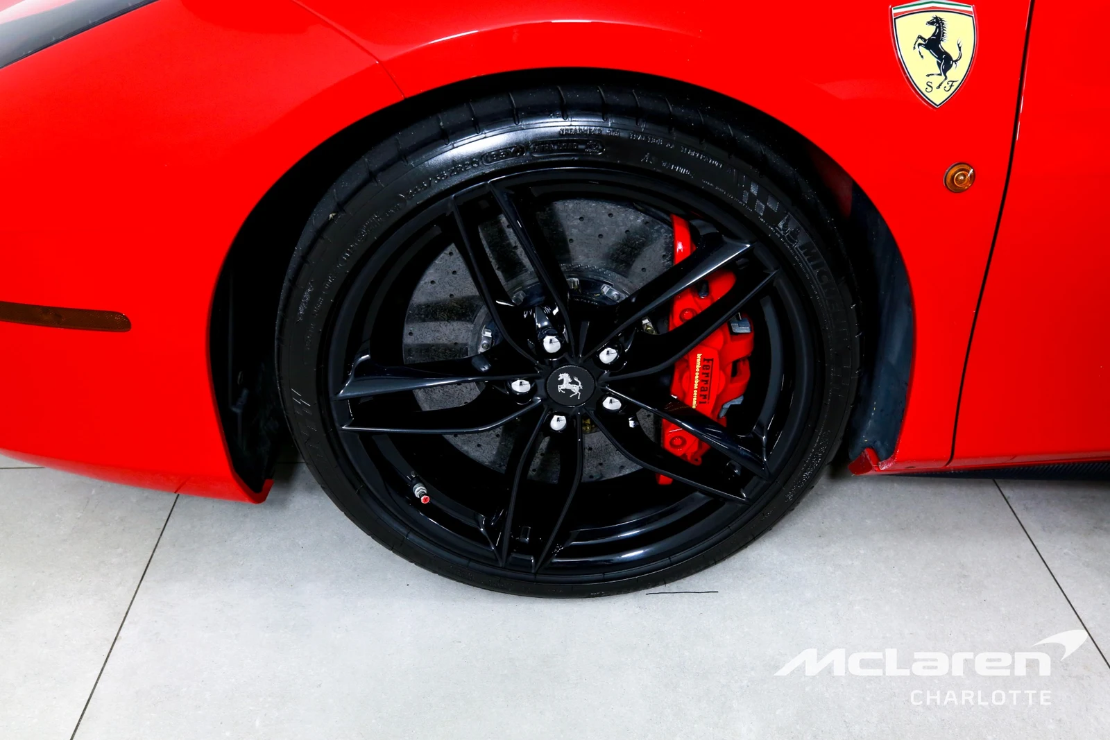 2017 Ferrari 488 GTB, 26/30