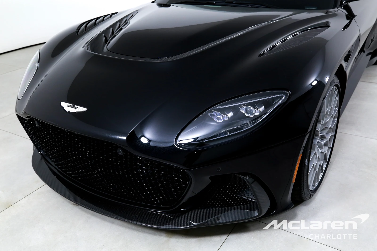 2023 Aston Martin DBS 770 Ultimate, 26/30