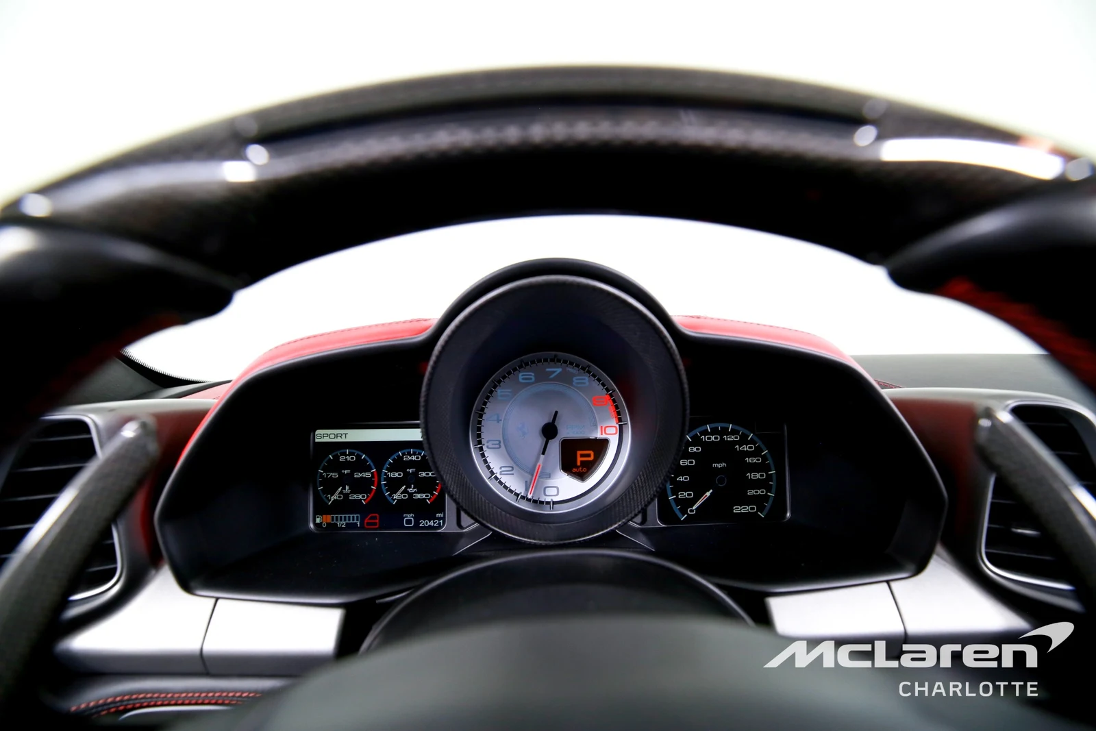 2014 Ferrari 458 Spider, 10/29