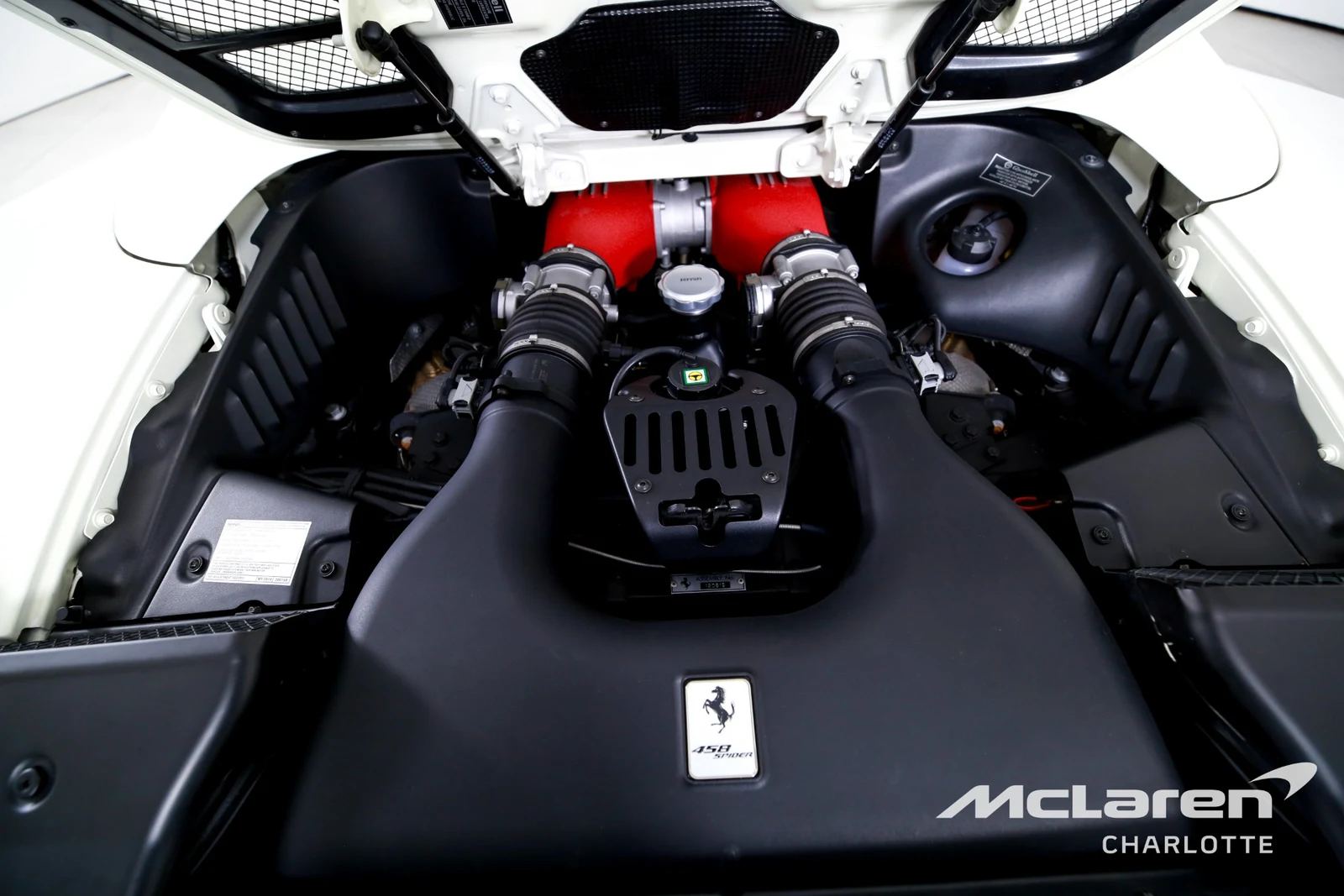 2014 Ferrari 458 Spider, 24/29