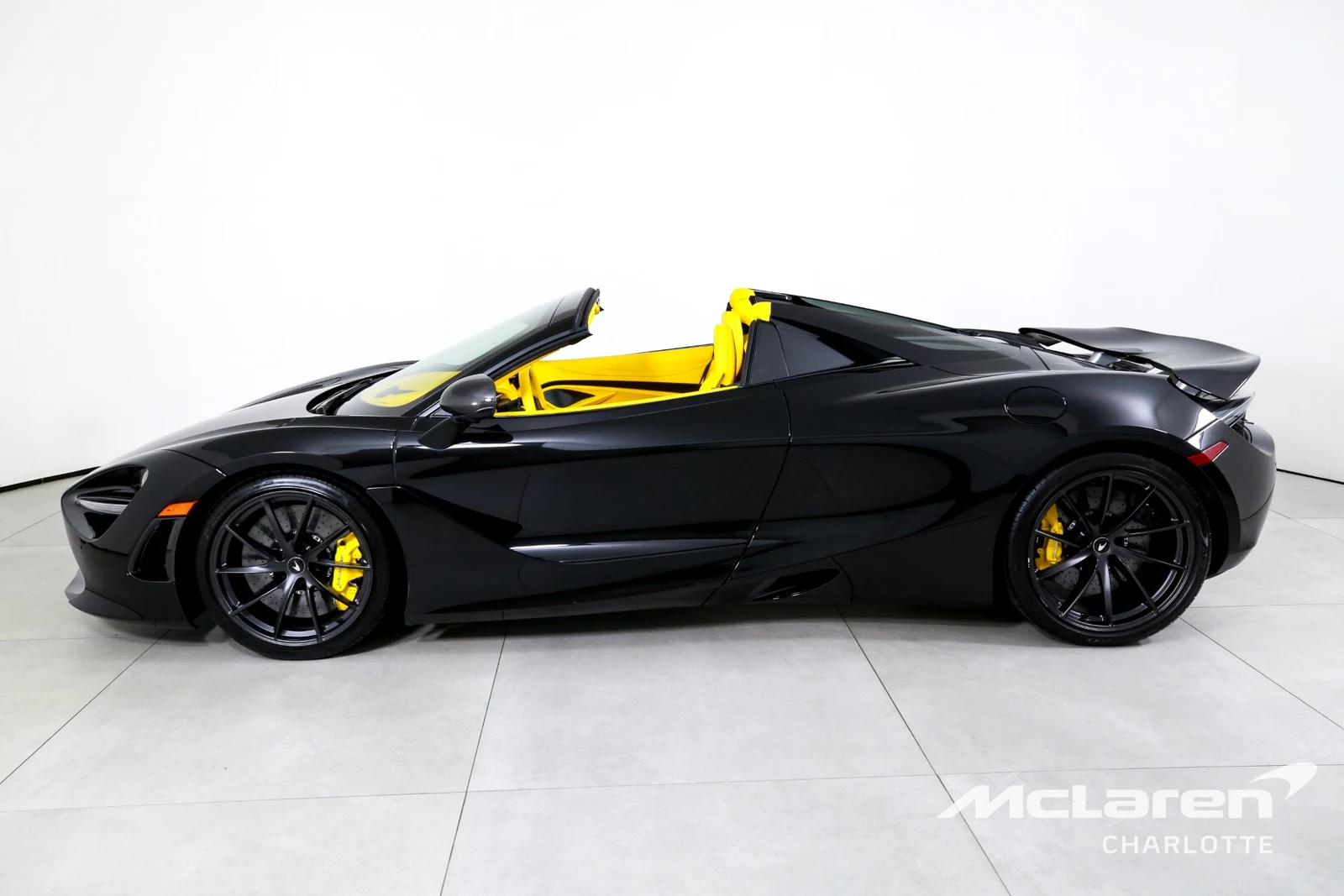 2022 McLaren 720S Spider Performance, 5/27