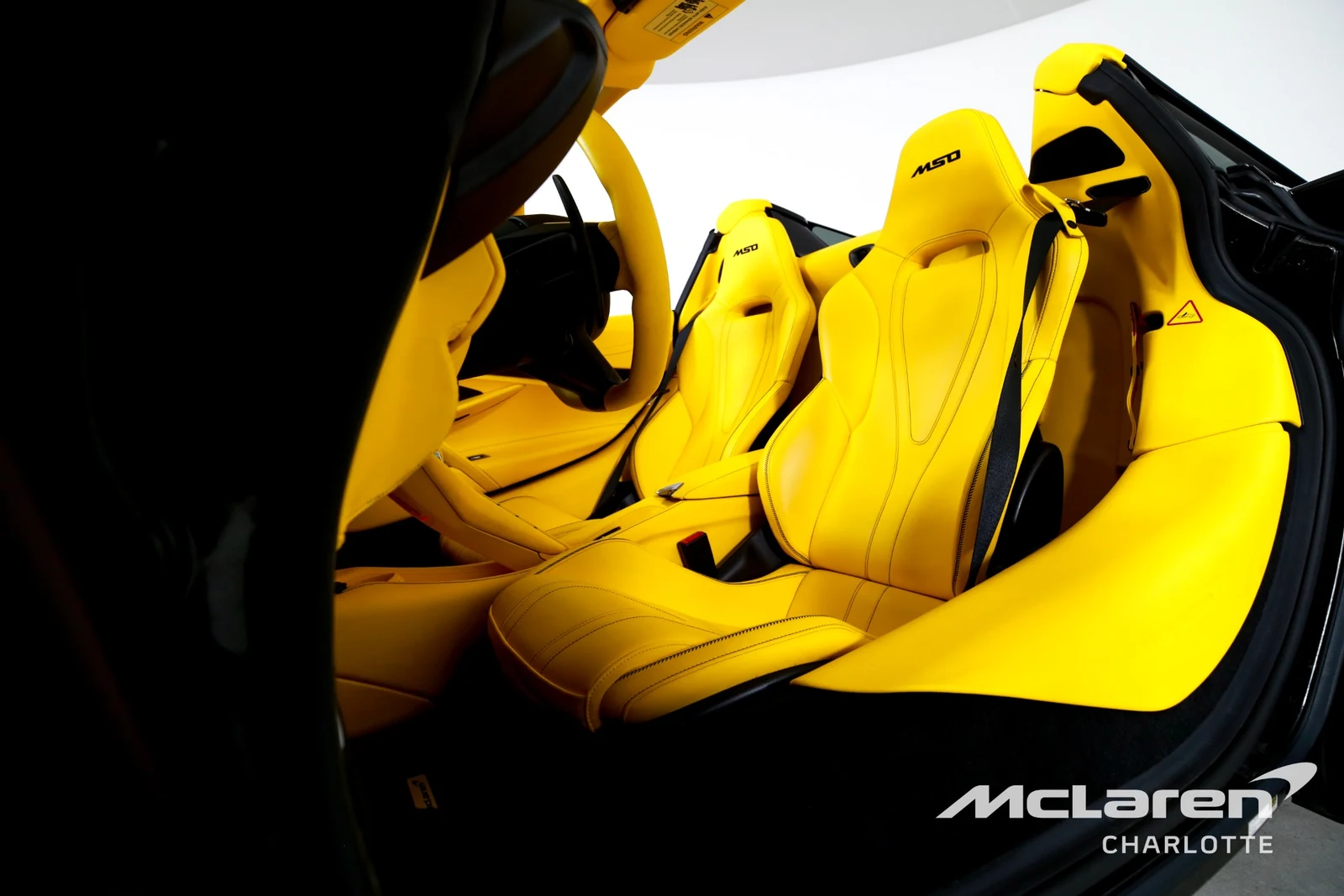 2022 McLaren 720S Spider Performance, 12/27