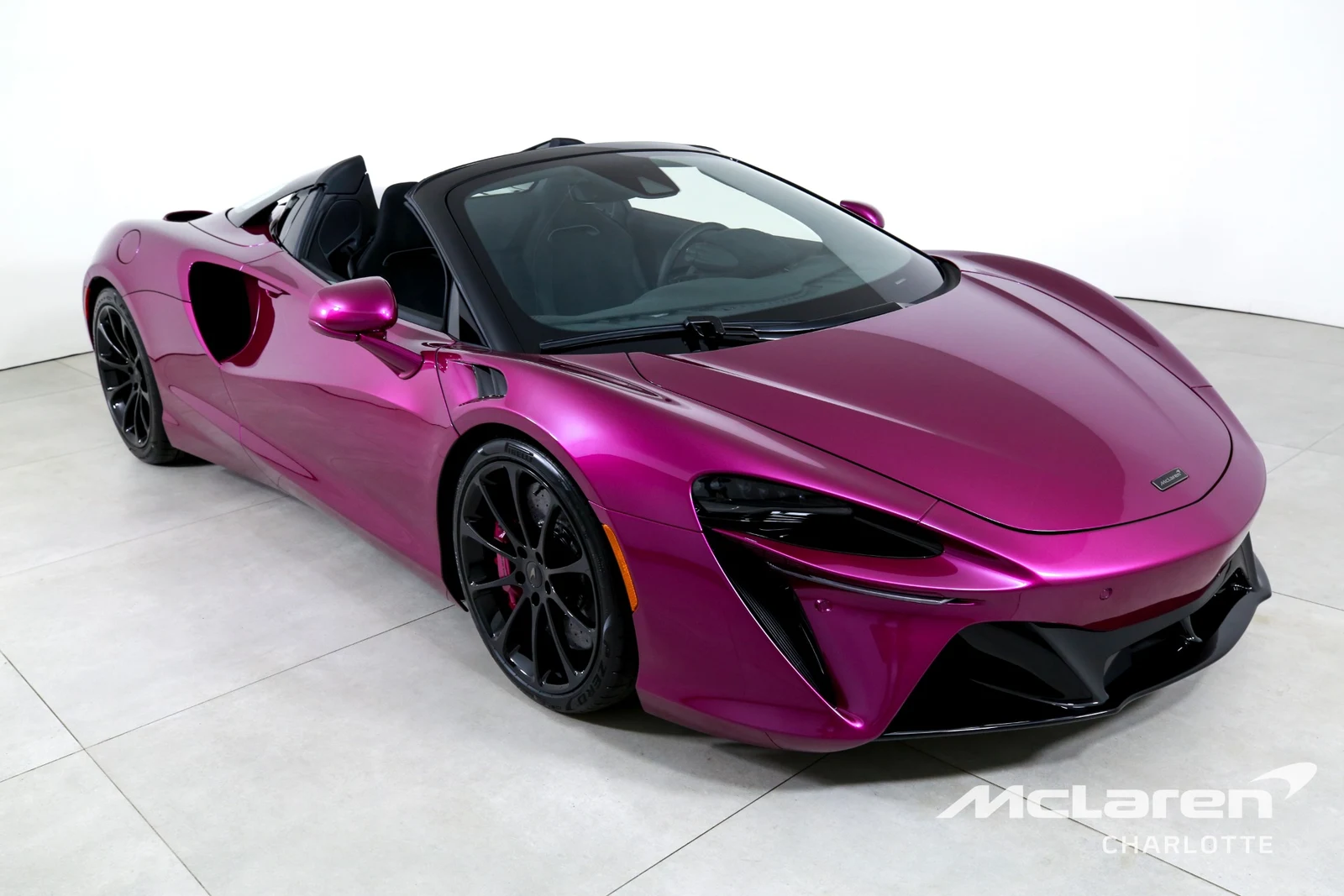 2026 McLaren Artura Spider, 2/28